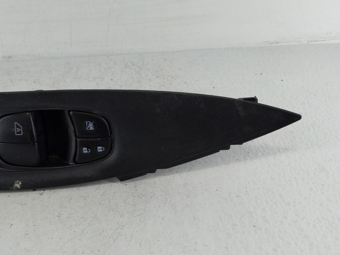 2014-2020 Nissan Rogue Master Power Window Switch Replacement Driver Side Left Fits OEM Used Auto Parts - Oemusedautoparts1.