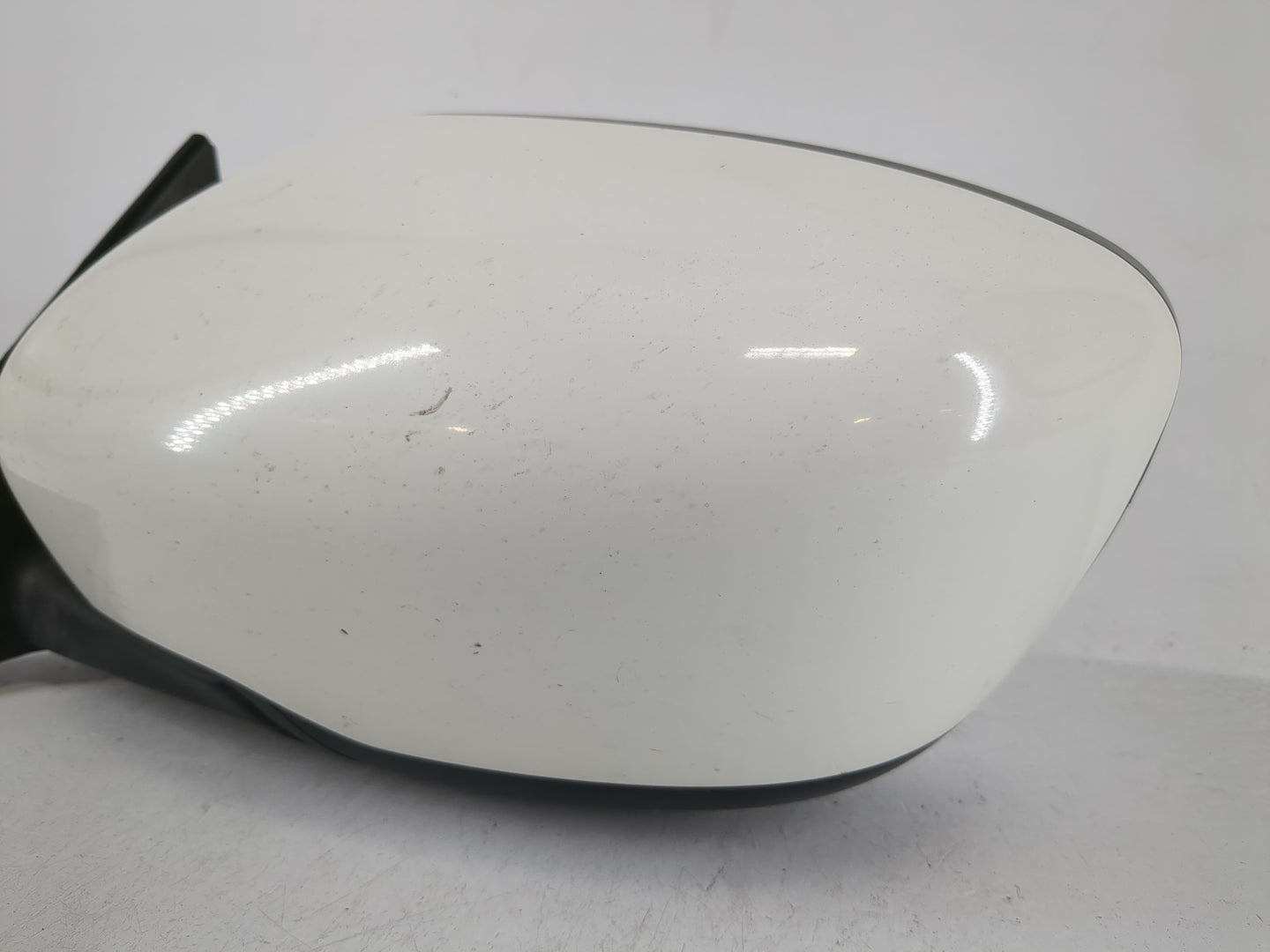 2016-2020 Nissan Rogue Driver Side View Mirror - Left Door Mirror OEM Used - Oemusedautoparts1.com