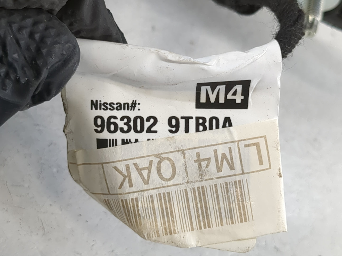 2016-2020 Nissan Rogue Driver Side View Mirror - Left Door Mirror OEM Used - Oemusedautoparts1.com