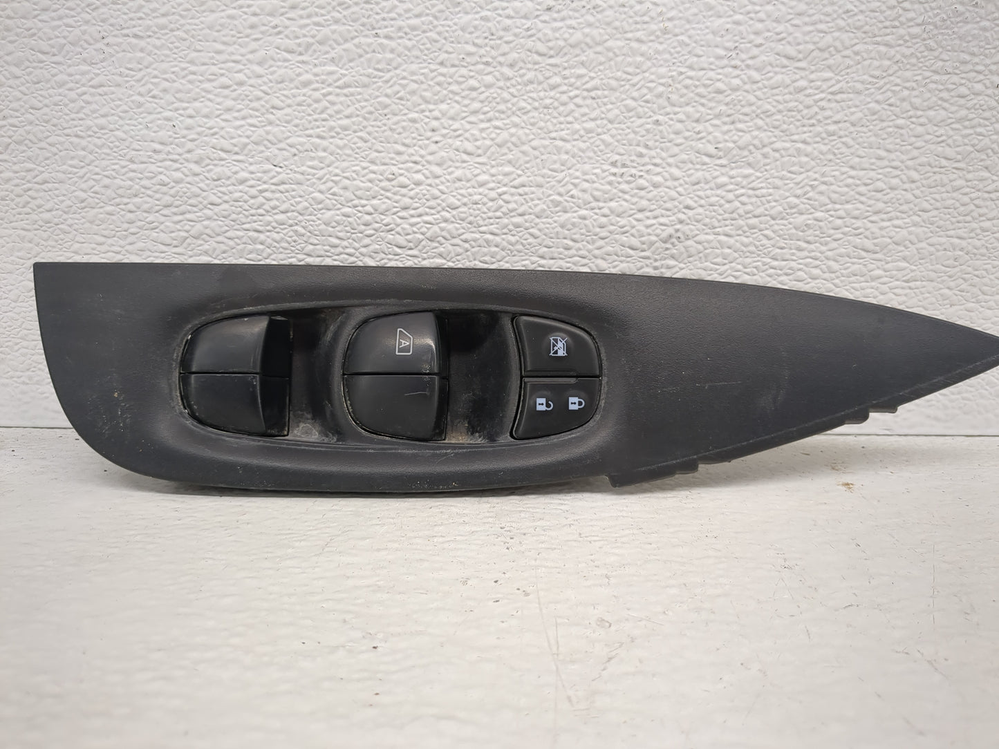 2014-2020 Nissan Rogue Master Power Window Switch Replacement Driver Side Left Fits OEM Used Auto Parts - Oemusedautoparts1.