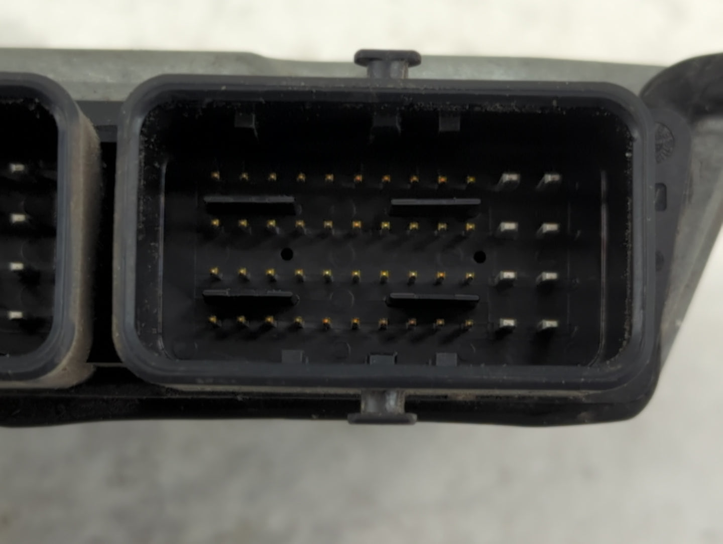 2018-2020 Nissan Rogue PCM Engine Control Computer ECU ECM PCU OEM P/N:NEC039-646 Fits Fits 2018 2019 2020 OEM Used Auto Par