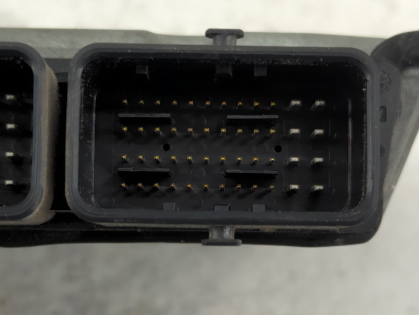2018-2020 Nissan Rogue PCM Engine Control Computer ECU ECM PCU OEM P/N:NEC039-646 Fits Fits 2018 2019 2020 OEM Used Auto Par