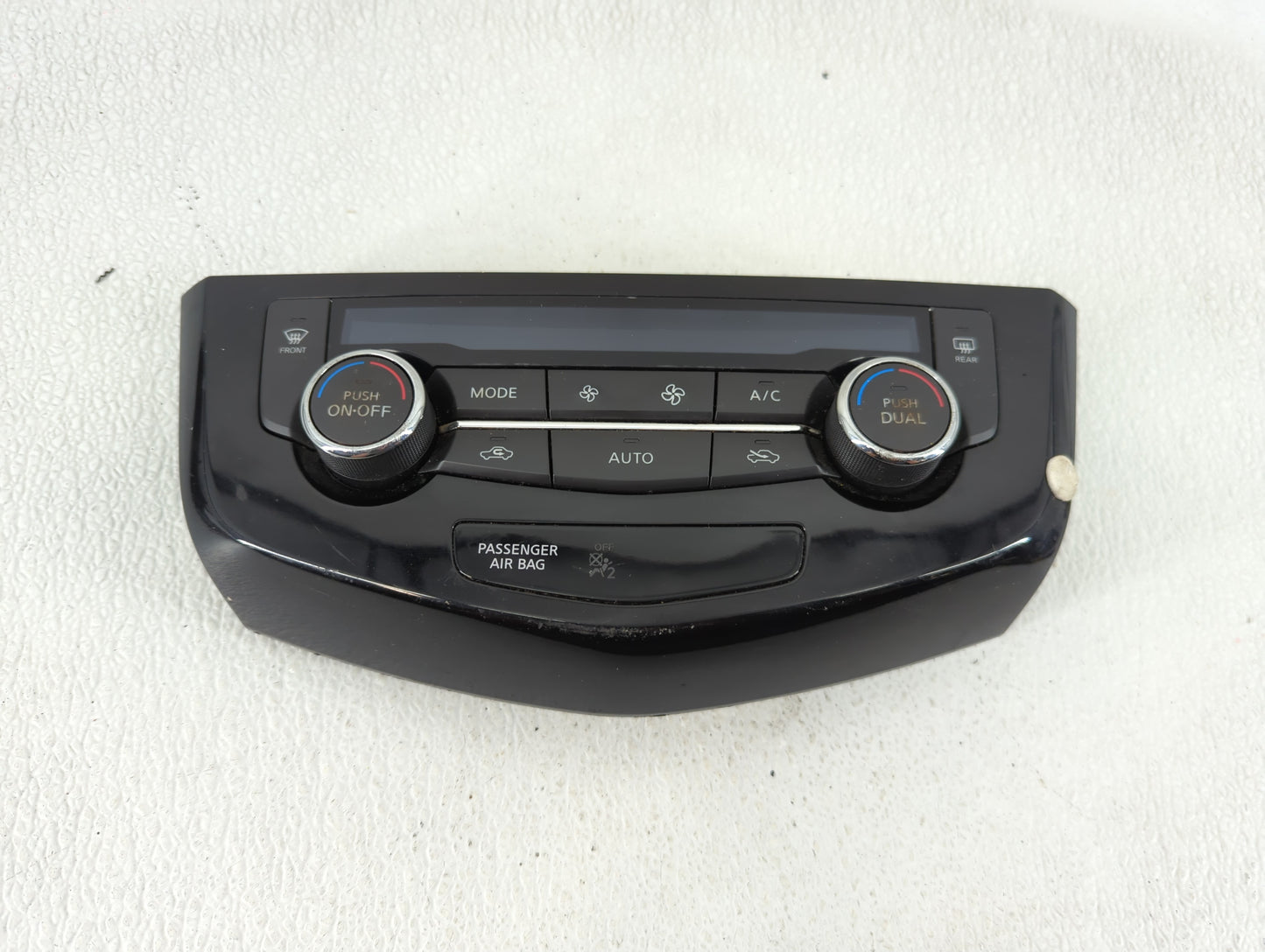 2017-2022 Nissan Rogue Climate Control Module Temperature AC/Heater Replacement P/N:27500 7FE0A Fits OEM Used Auto Parts - O