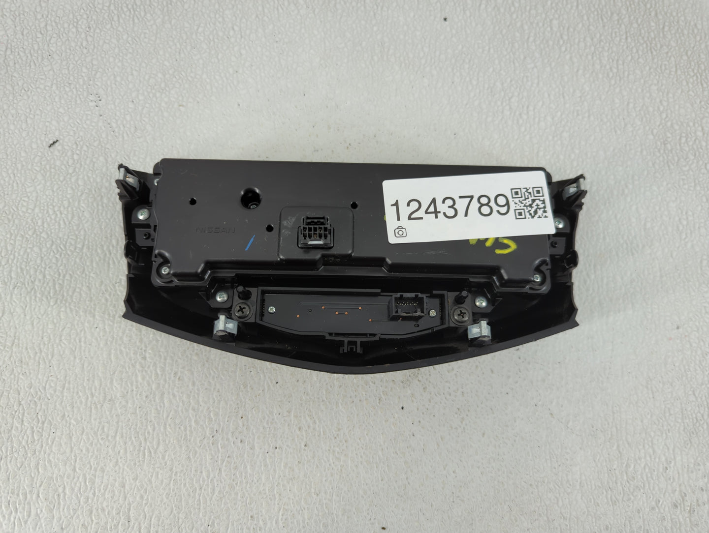 2017-2022 Nissan Rogue Climate Control Module Temperature AC/Heater Replacement P/N:27500 7FE0A Fits OEM Used Auto Parts - O