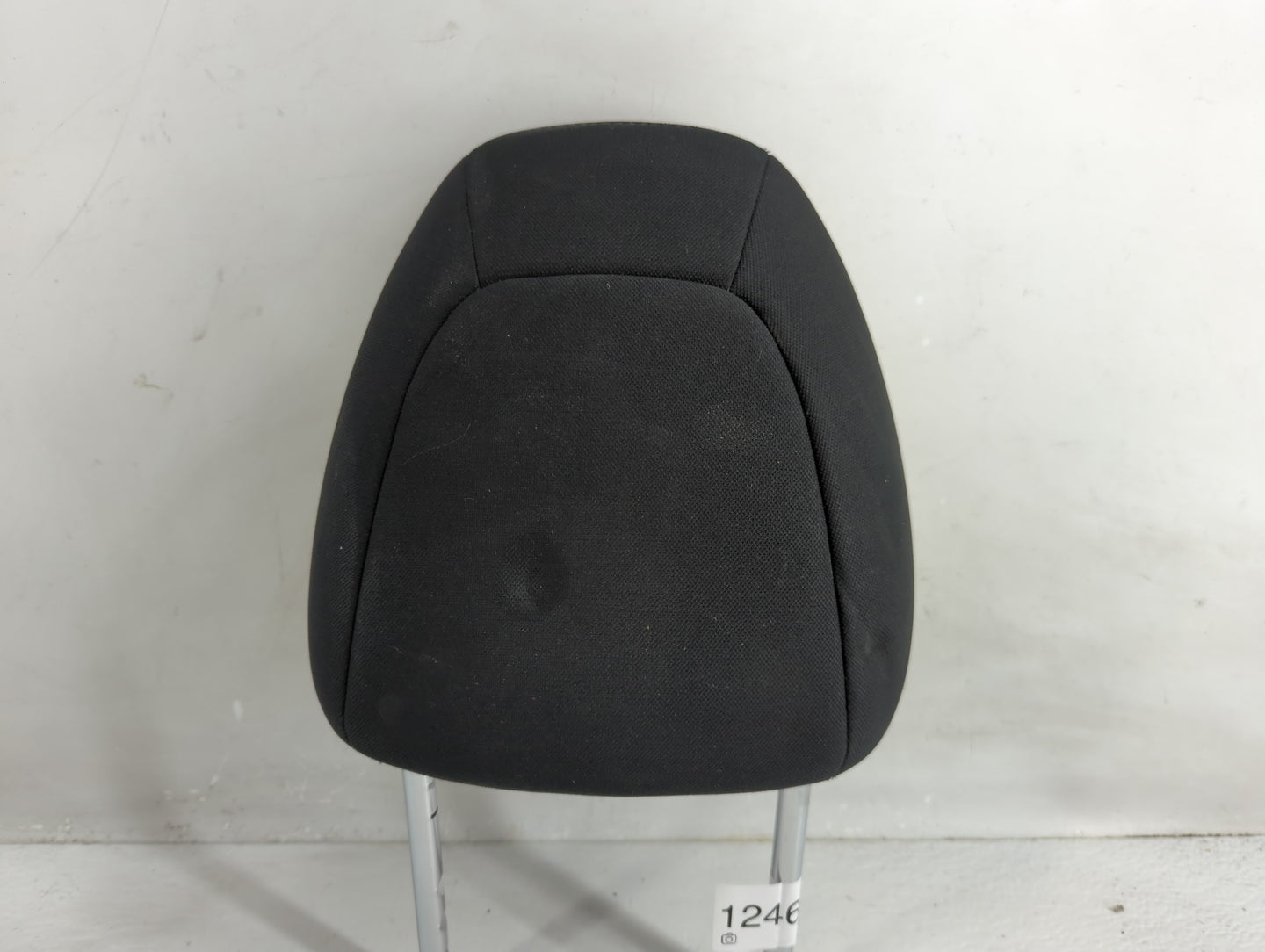 2020 Nissan Rogue Headrest Head Rest Rear Seat Fits OEM Used Auto Parts - Oemusedautoparts1.com