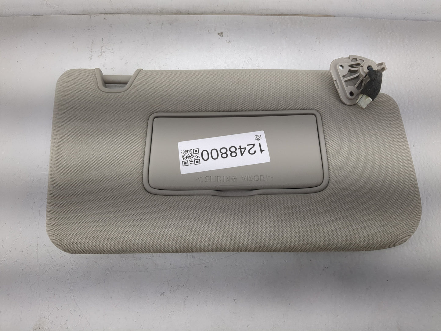2018-2020 Nissan Rogue Sun Visor Shade Replacement Passenger Right Mirror Fits Fits 2018 2019 2020 OEM Used Auto Parts - Oem