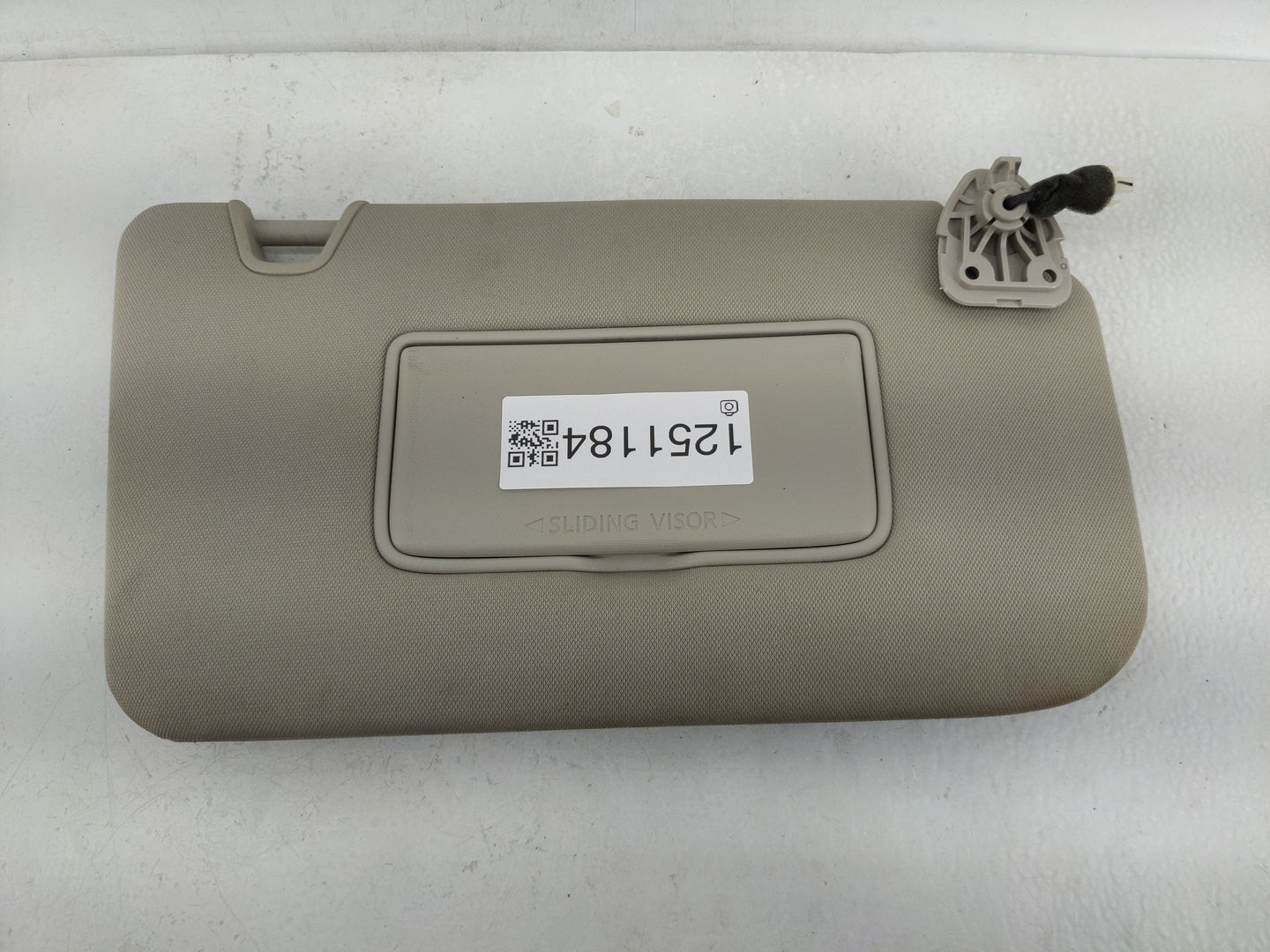 2018-2020 Nissan Rogue Sun Visor Shade Replacement Passenger Right Mirror Fits Fits 2018 2019 2020 OEM Used Auto Parts - Oem