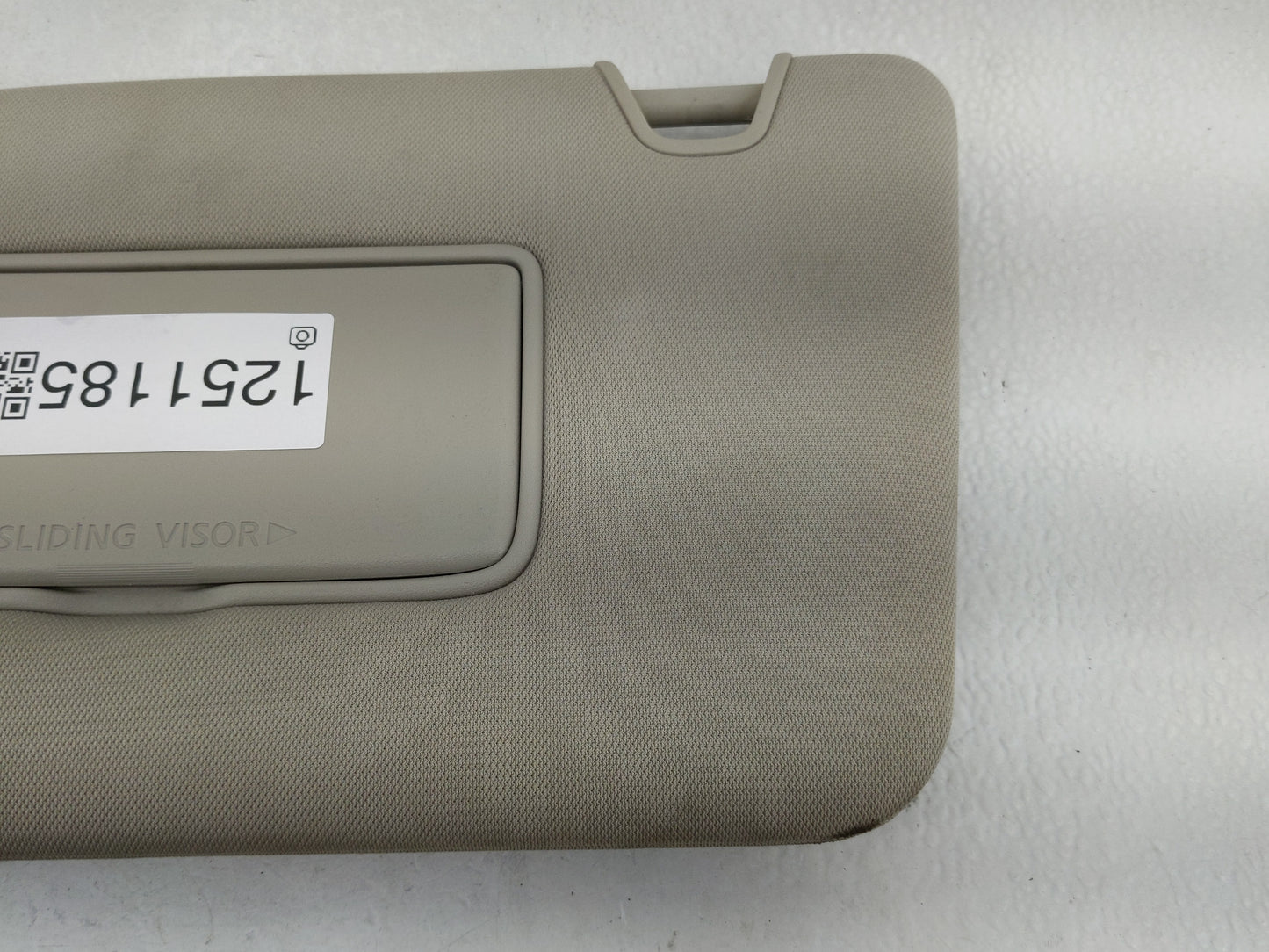 2018-2020 Nissan Rogue Sun Visor Shade Replacement Driver Left Mirror Fits Fits 2018 2019 2020 OEM Used Auto Parts - Oemused