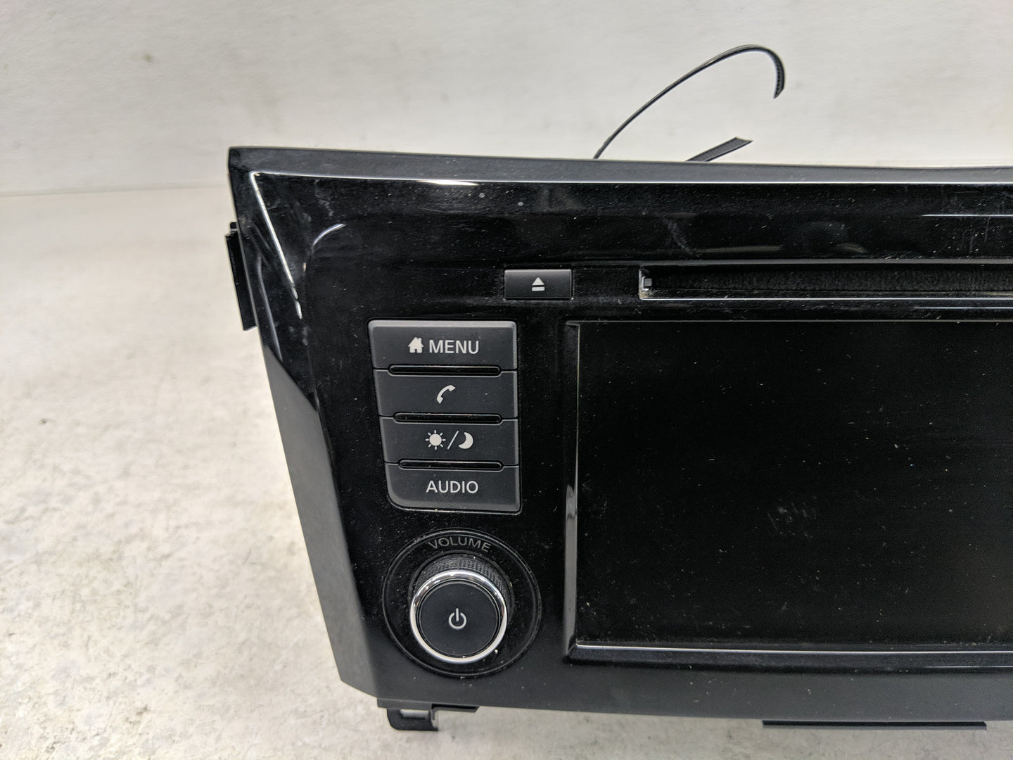 2018-2020 Nissan Rogue Radio AM FM Cd Player Receiver Replacement P/N:2591A8FM0C Fits Fits 2018 2019 2020 OEM Used Auto Part