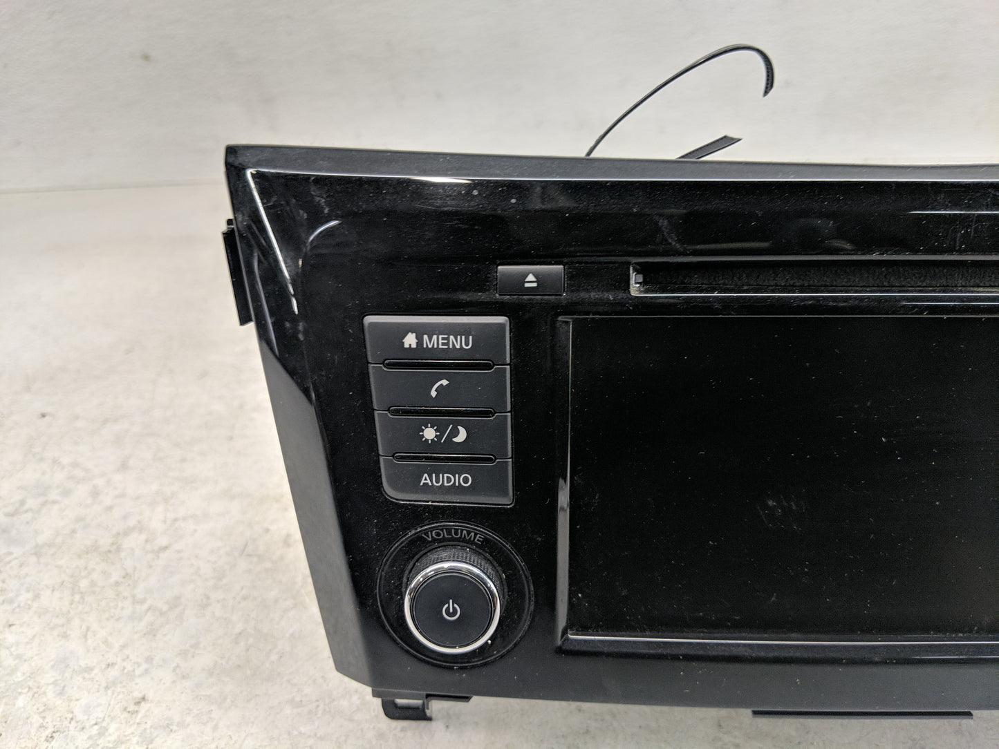 2018-2020 Nissan Rogue Radio AM FM Cd Player Receiver Replacement P/N:2591A8FM0C Fits Fits 2018 2019 2020 OEM Used Auto Part