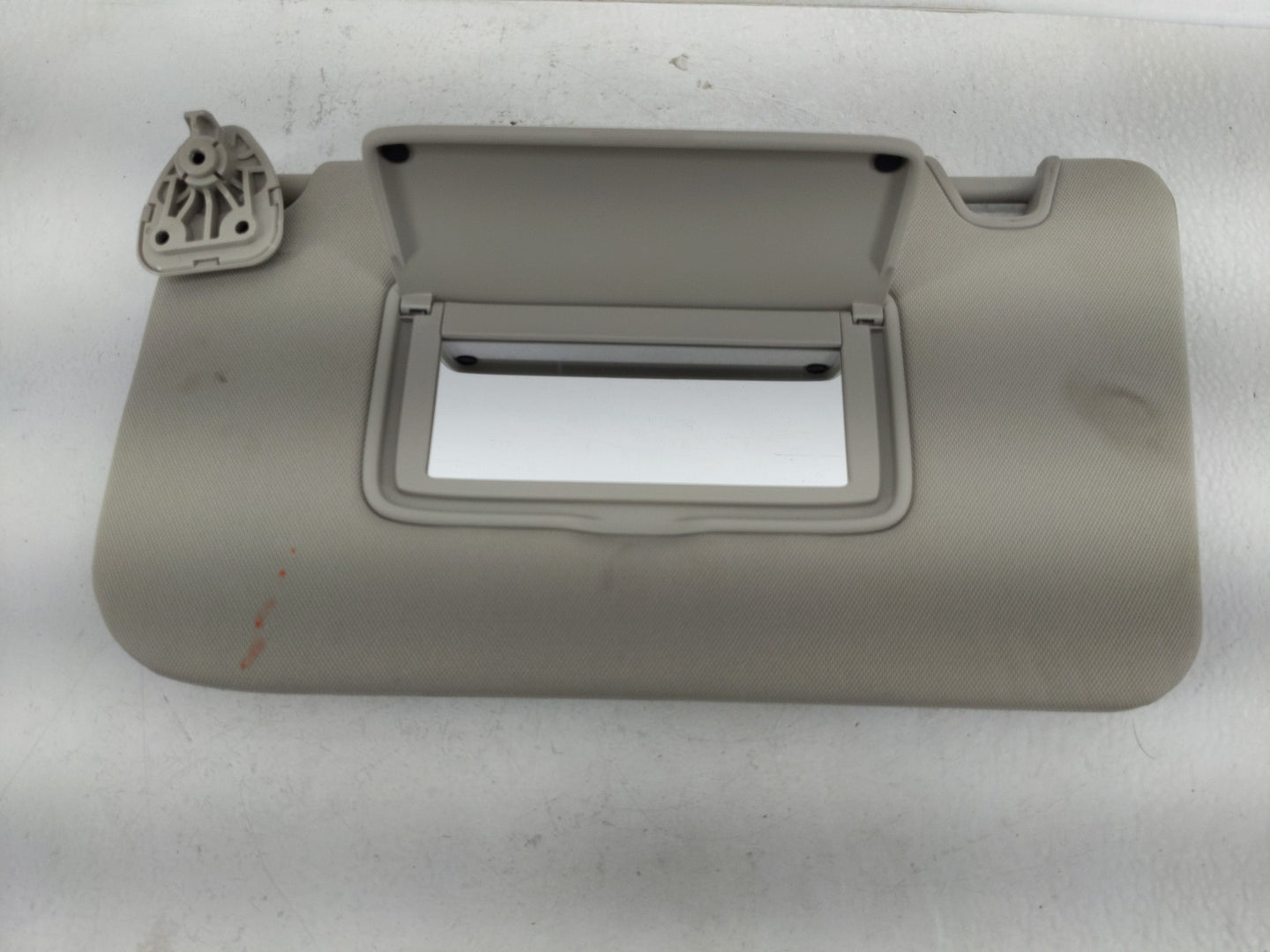 2018-2020 Nissan Rogue Sun Visor Shade Replacement Driver Left Mirror Fits Fits 2018 2019 2020 OEM Used Auto Parts - Oemused