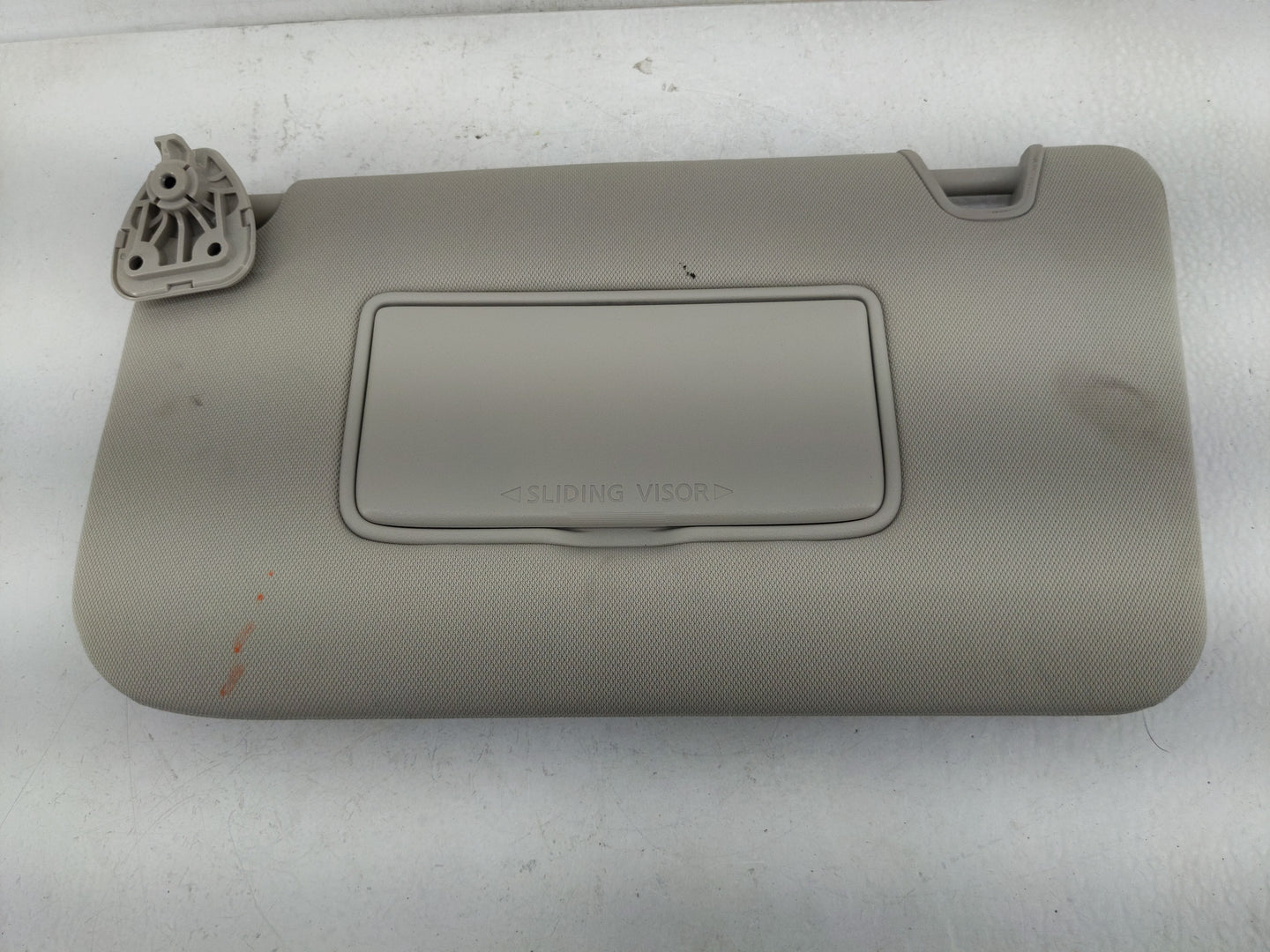 2018-2020 Nissan Rogue Sun Visor Shade Replacement Driver Left Mirror Fits Fits 2018 2019 2020 OEM Used Auto Parts - Oemused