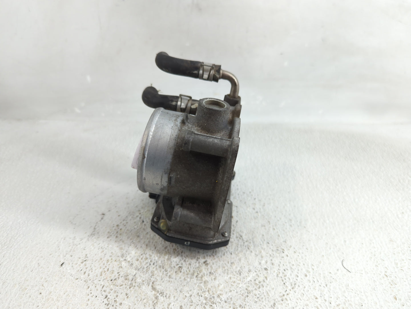 2014-2020 Nissan Rogue Throttle Body P/N:3TA60-01 C Fits Fits 2013 2014 2015 2016 2017 2018 2019 2020 OEM Used Auto Parts - 