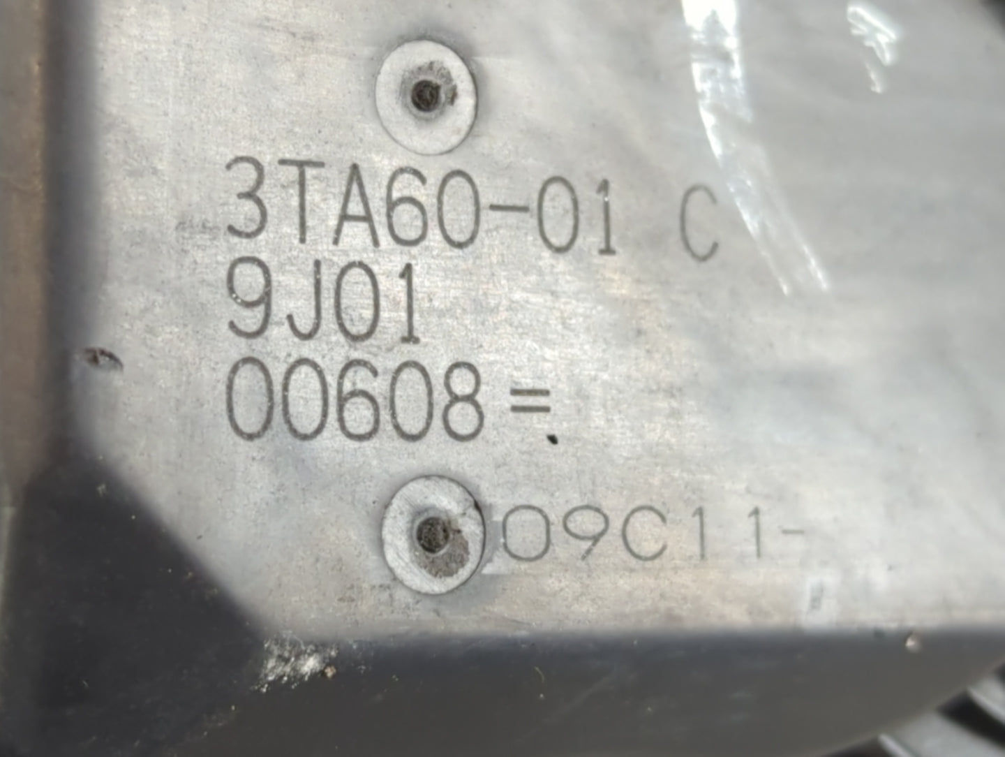 2014-2020 Nissan Rogue Throttle Body P/N:3TA60-01 C Fits Fits 2013 2014 2015 2016 2017 2018 2019 2020 OEM Used Auto Parts - 