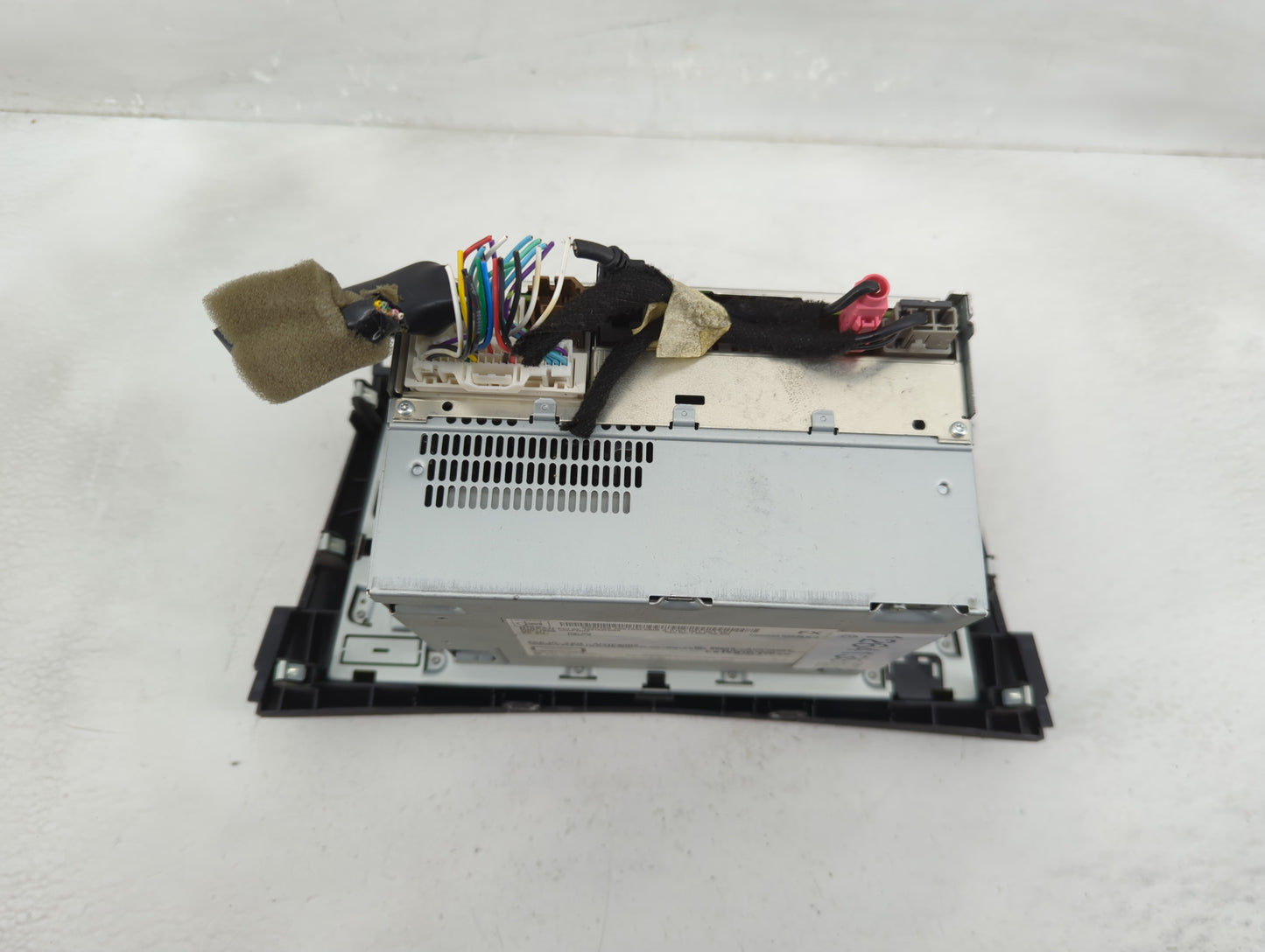 2018-2022 Nissan Rogue Radio AM FM Cd Player Receiver Replacement P/N:2591A8FM0B Fits Fits 2018 2019 2020 2021 2022 OEM Used