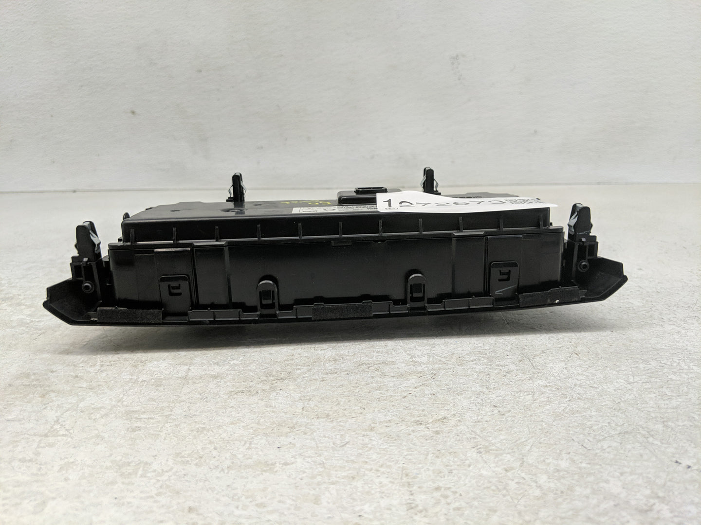 2017-2022 Nissan Rogue Climate Control Module Temperature AC/Heater Replacement P/N:20190615 Fits OEM Used Auto Parts - Oemu