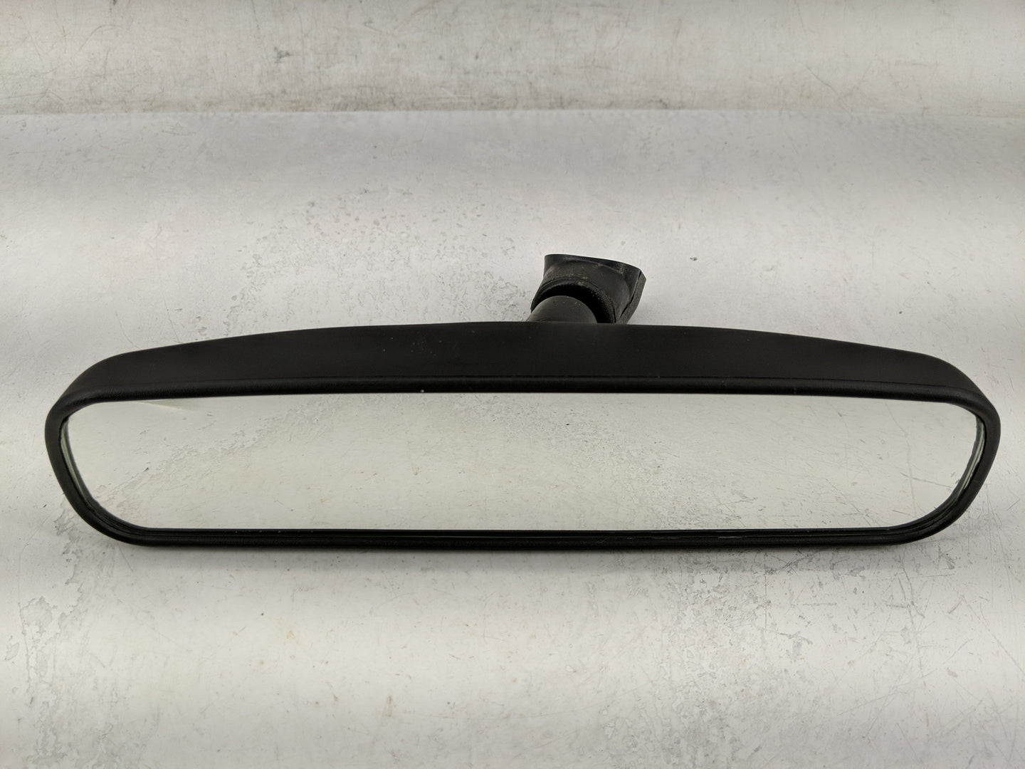 2018-2020 Nissan Rogue Interior Rear View Mirror Replacement OEM P/N:A045086 Fits OEM Used Auto Parts - Oemusedautoparts1.co