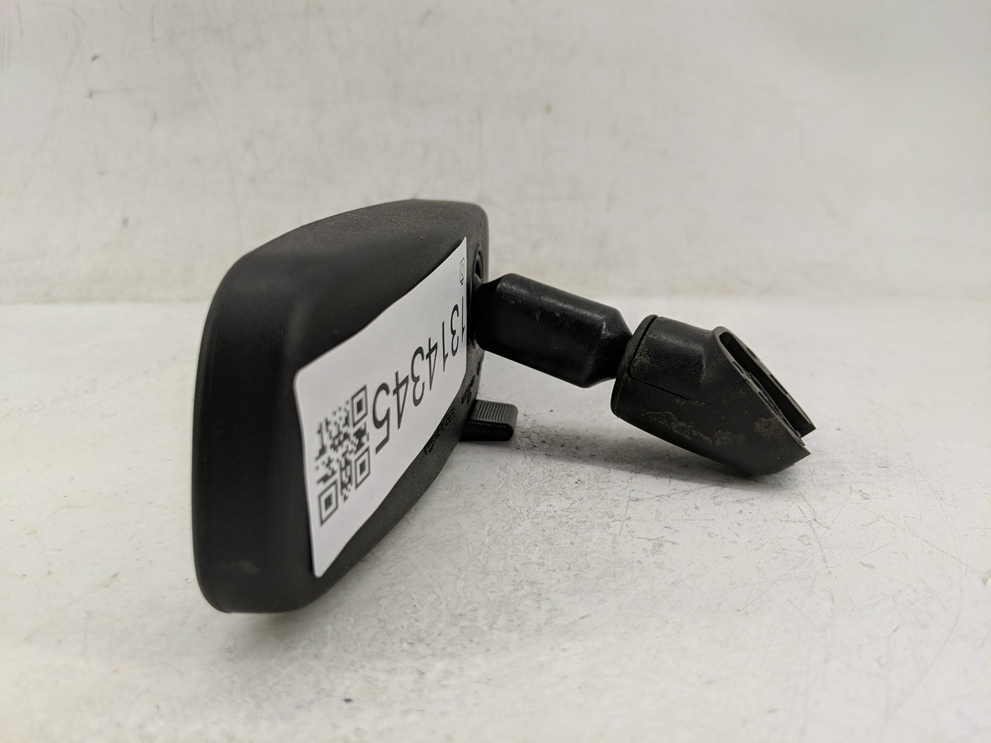 2018-2020 Nissan Rogue Interior Rear View Mirror Replacement OEM P/N:A045086 Fits OEM Used Auto Parts - Oemusedautoparts1.co