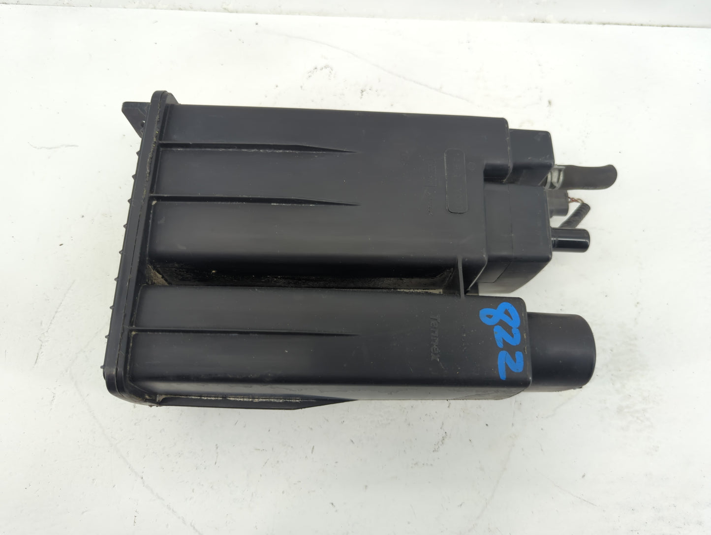 2020 Nissan Rogue Fuel Vapor Charcoal Canister - Oemusedautoparts1.com
