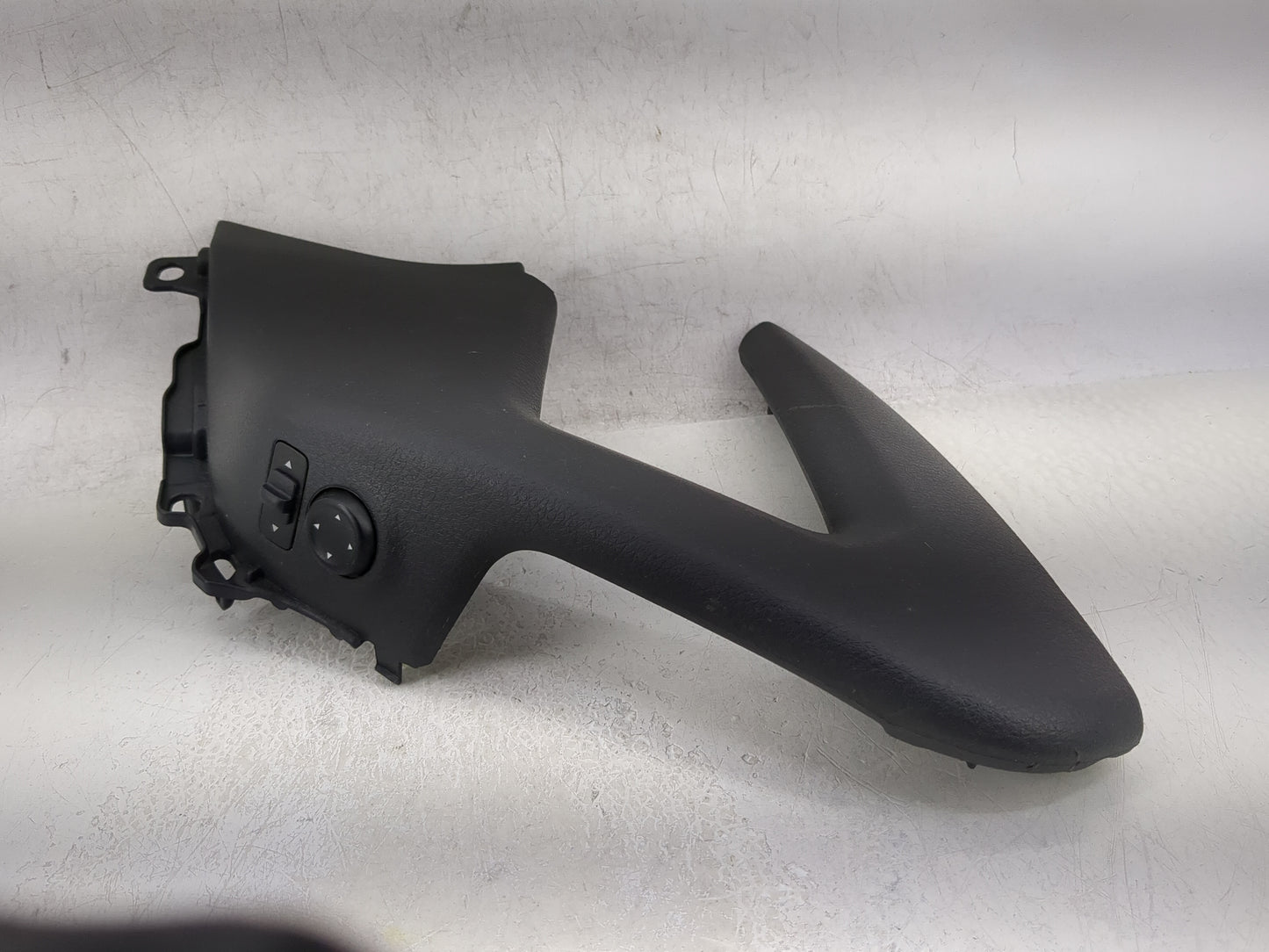 2020 Nissan Rogue Front Right Passenger Interior Door Panel Trim - Oemusedautoparts1.com