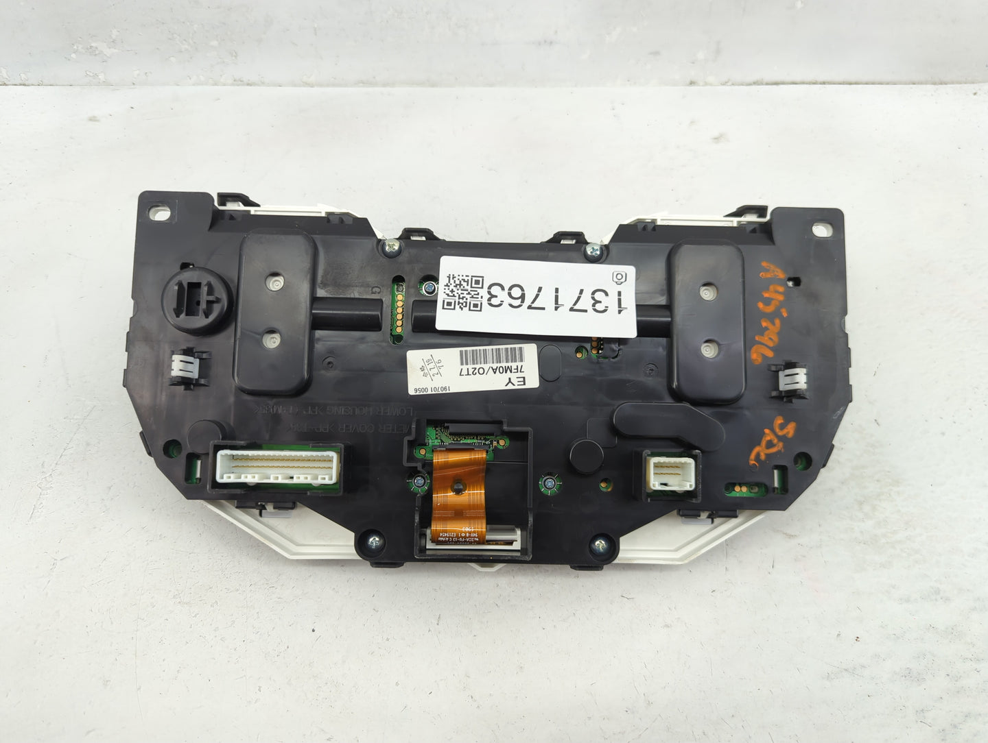 2019-2020 Nissan Rogue Instrument Cluster Speedometer Gauges Fits Fits 2019 2020 OEM Used Auto Parts - Oemusedautoparts1.com