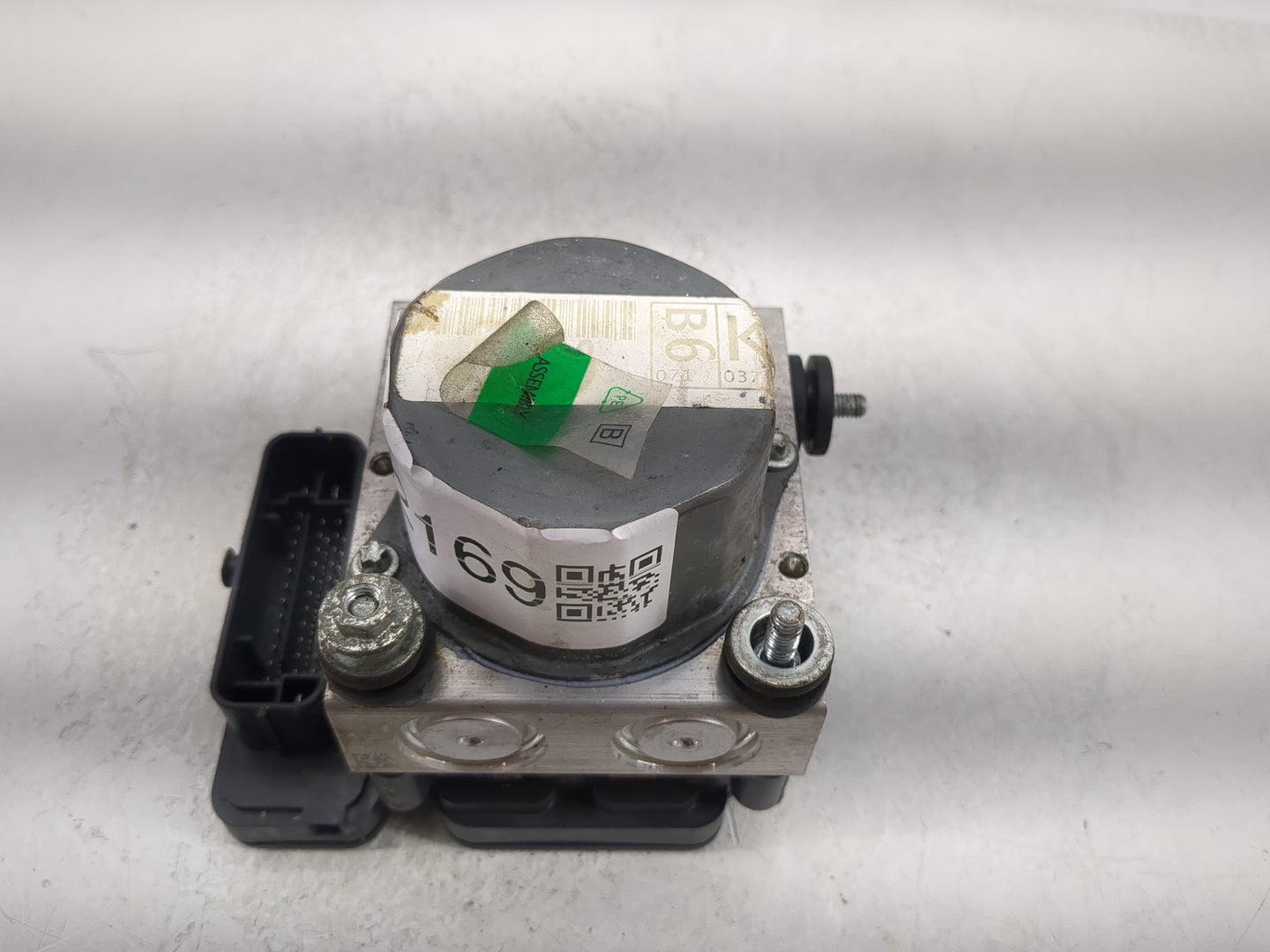 2018-2020 Nissan Rogue ABS Pump Control Module Replacement P/N:0265956531 2265106527 Fits Fits 2018 2019 2020 OEM Used Auto 