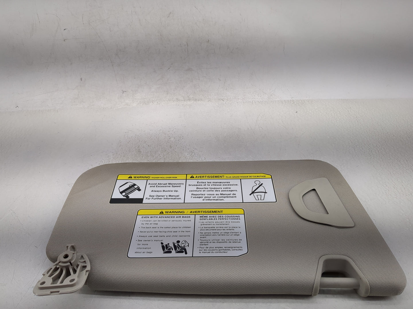 2018-2020 Nissan Rogue Sun Visor Shade Replacement Driver Left Mirror Fits Fits 2018 2019 2020 OEM Used Auto Parts - Oemused