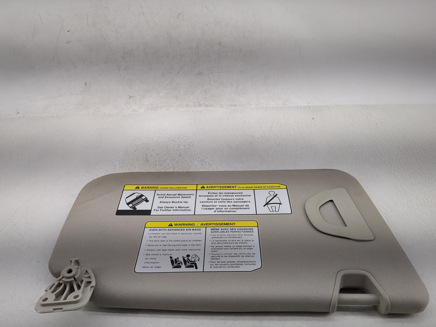 2018-2020 Nissan Rogue Sun Visor Shade Replacement Driver Left Mirror Fits Fits 2018 2019 2020 OEM Used Auto Parts - Oemused