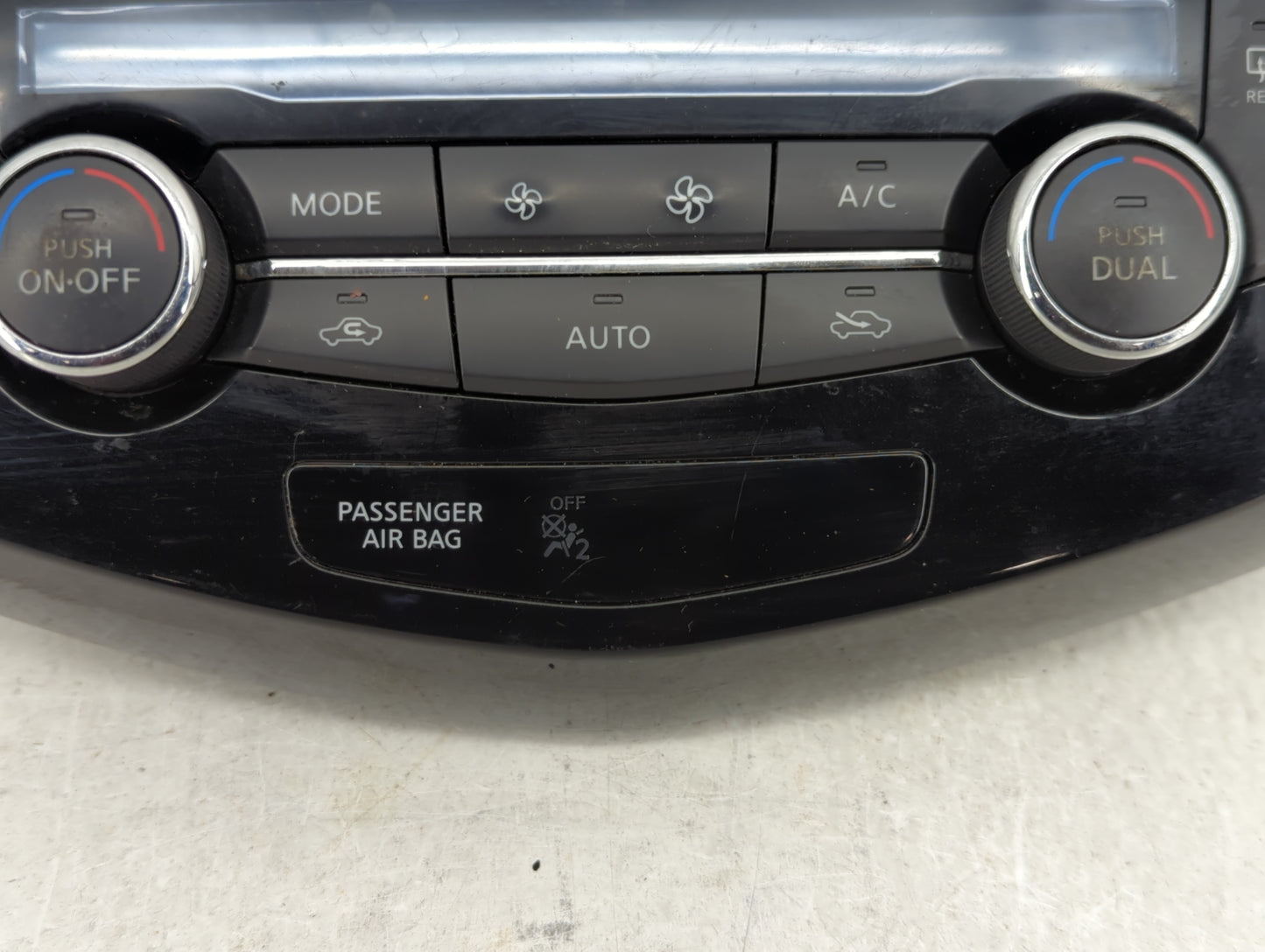 2017-2022 Nissan Rogue Climate Control Module Temperature AC/Heater Replacement P/N:27500 6MA0A Fits OEM Used Auto Parts - O