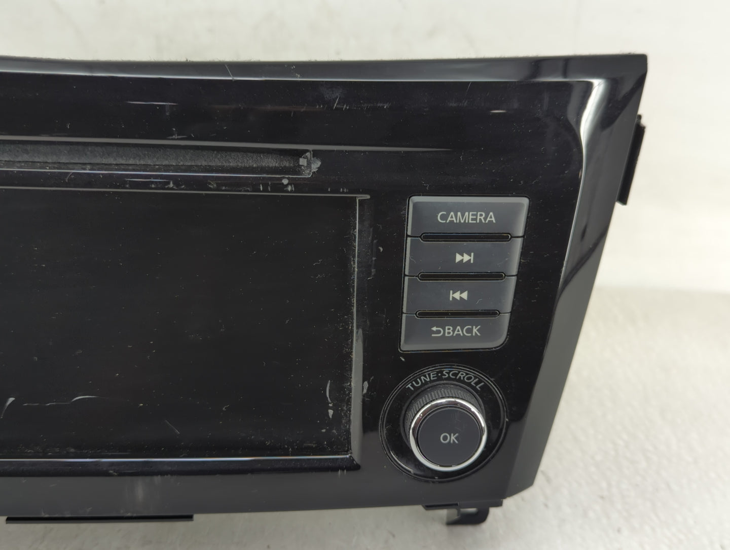 2020 Nissan Rogue Radio AM FM Cd Player Receiver Replacement P/N:2591A8FM0C 7 505 750 819, 2591A8FM0A Fits OEM Used Auto Par