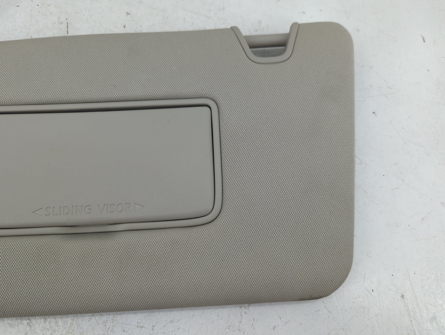 2018-2020 Nissan Rogue Sun Visor Shade Replacement Driver Left Mirror Fits Fits 2018 2019 2020 OEM Used Auto Parts - Oemused