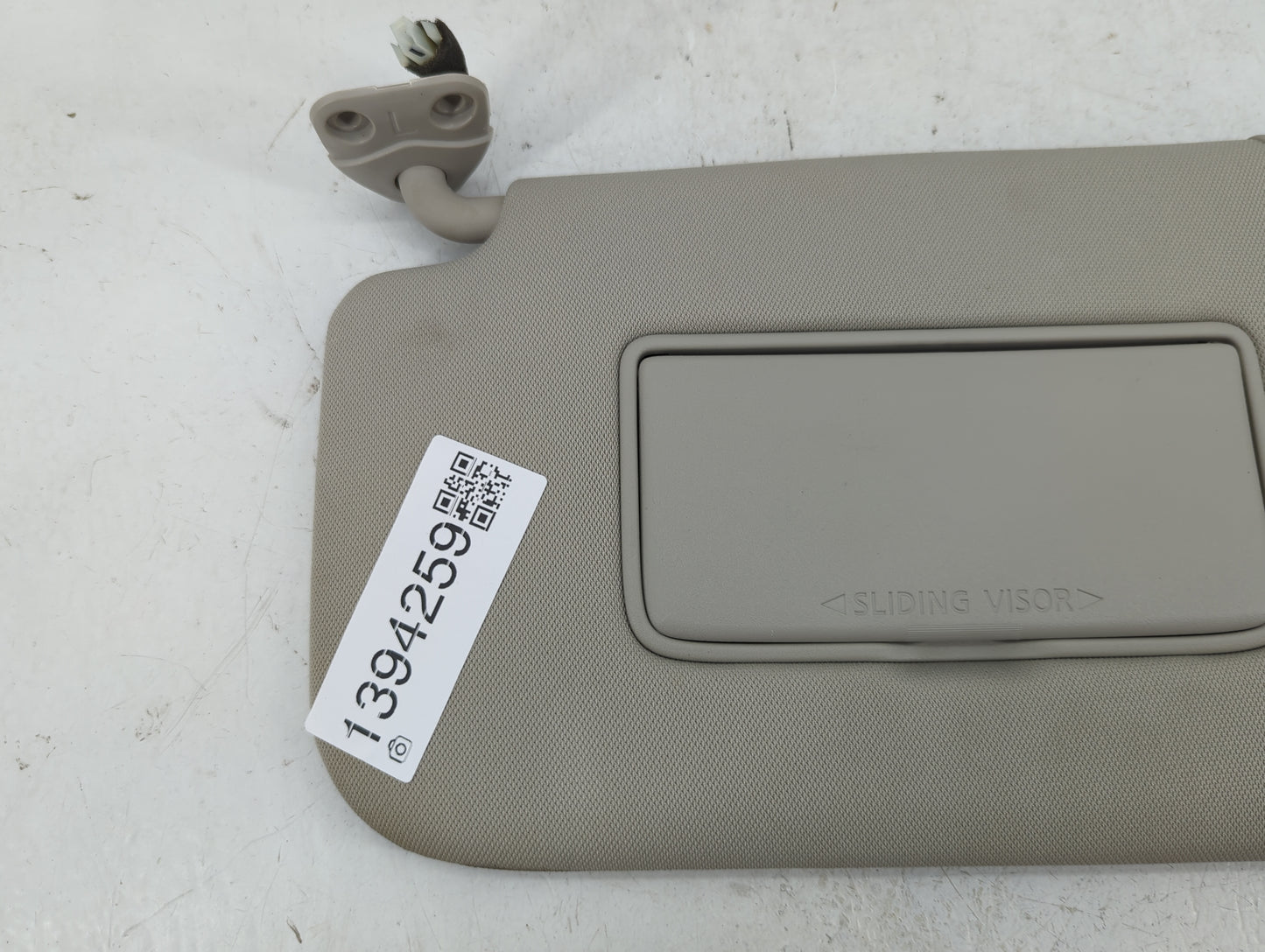 2018-2020 Nissan Rogue Sun Visor Shade Replacement Driver Left Mirror Fits Fits 2018 2019 2020 OEM Used Auto Parts - Oemused