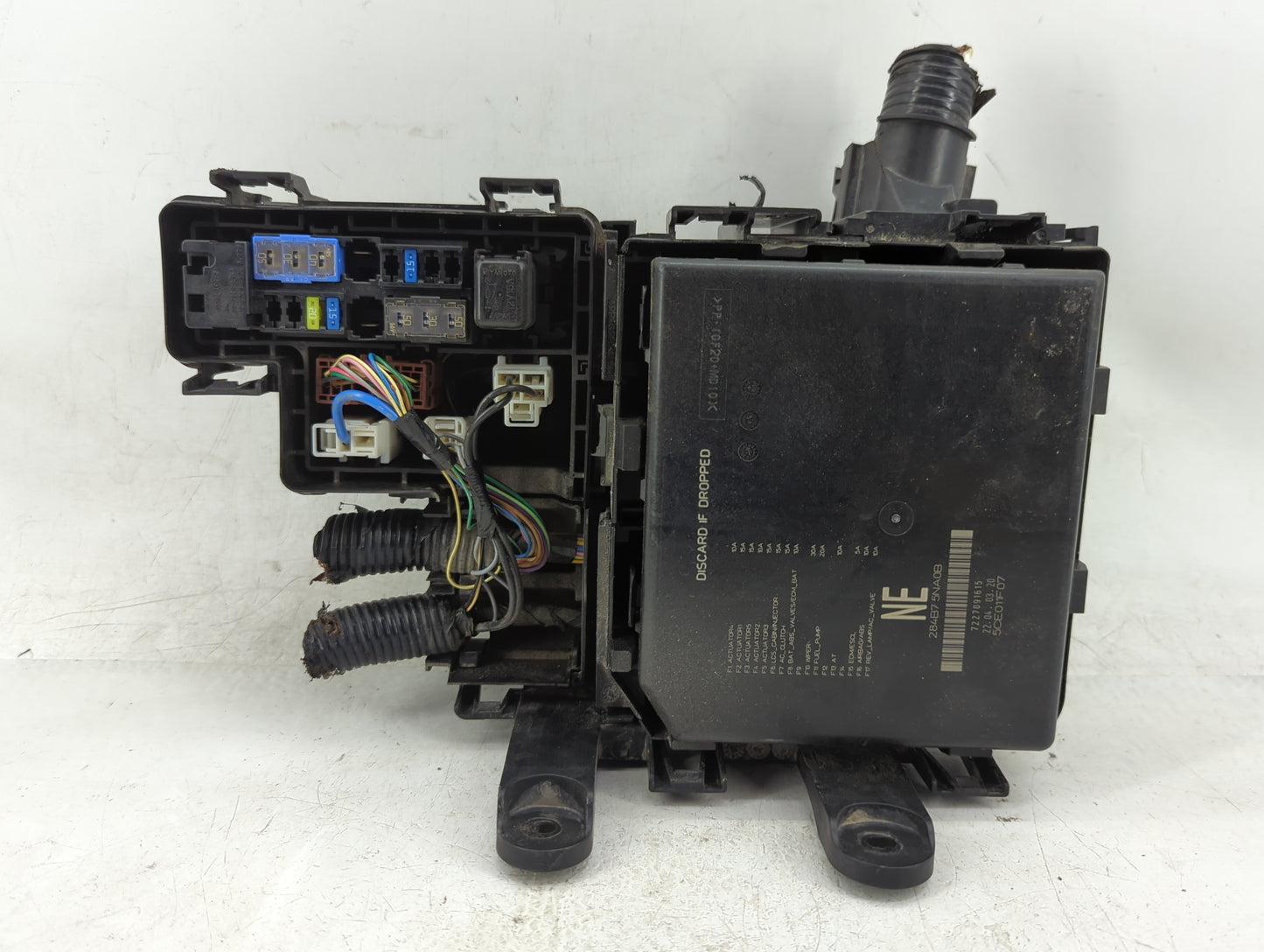 2017-2020 Nissan Rogue Fusebox Fuse Box Panel Relay Module P/N:284B7 5NA0B Fits Fits 2017 2018 2019 2020 OEM Used Auto Parts