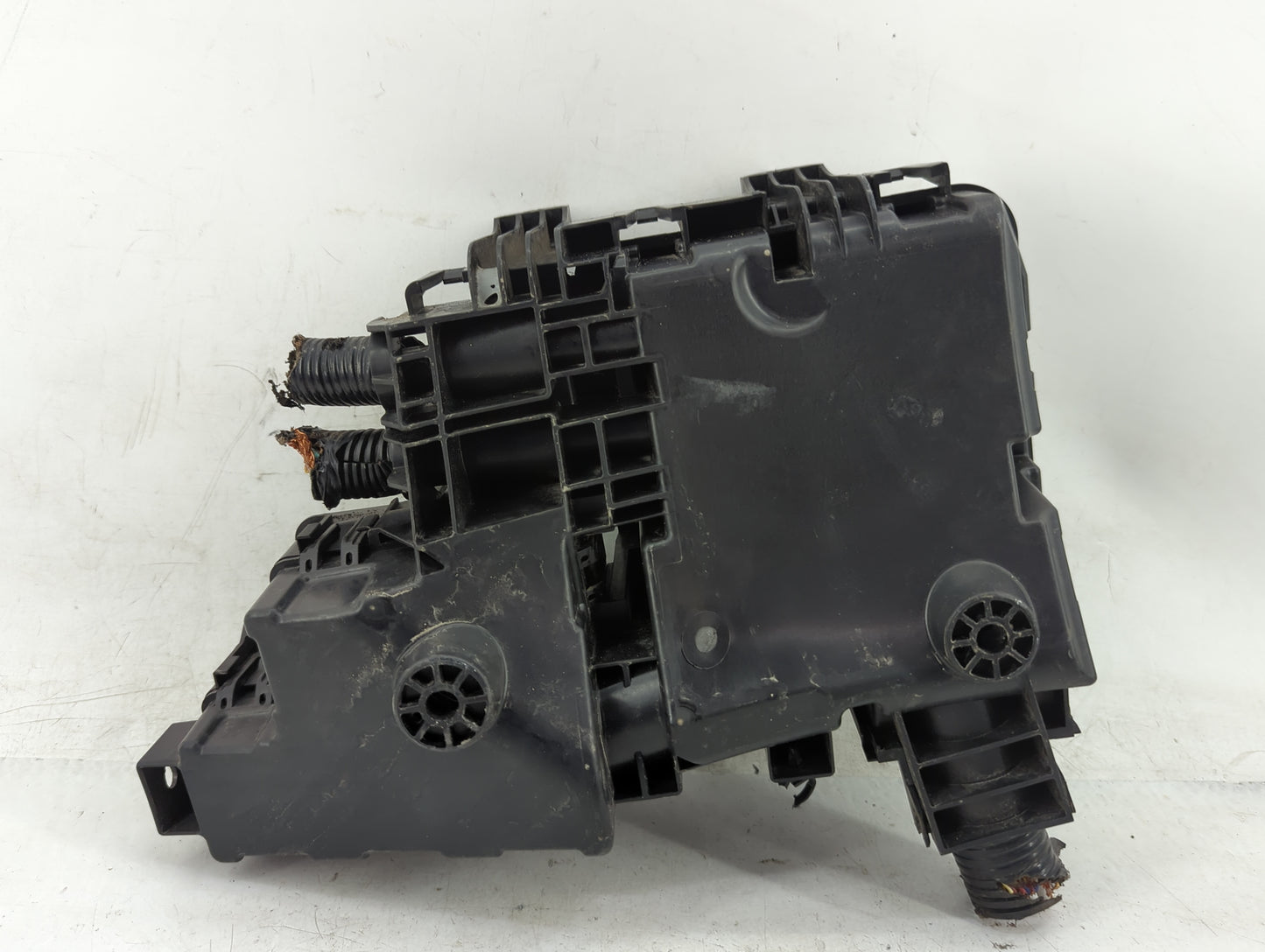 2017-2020 Nissan Rogue Fusebox Fuse Box Panel Relay Module P/N:284B7 5NA0B Fits Fits 2017 2018 2019 2020 OEM Used Auto Parts