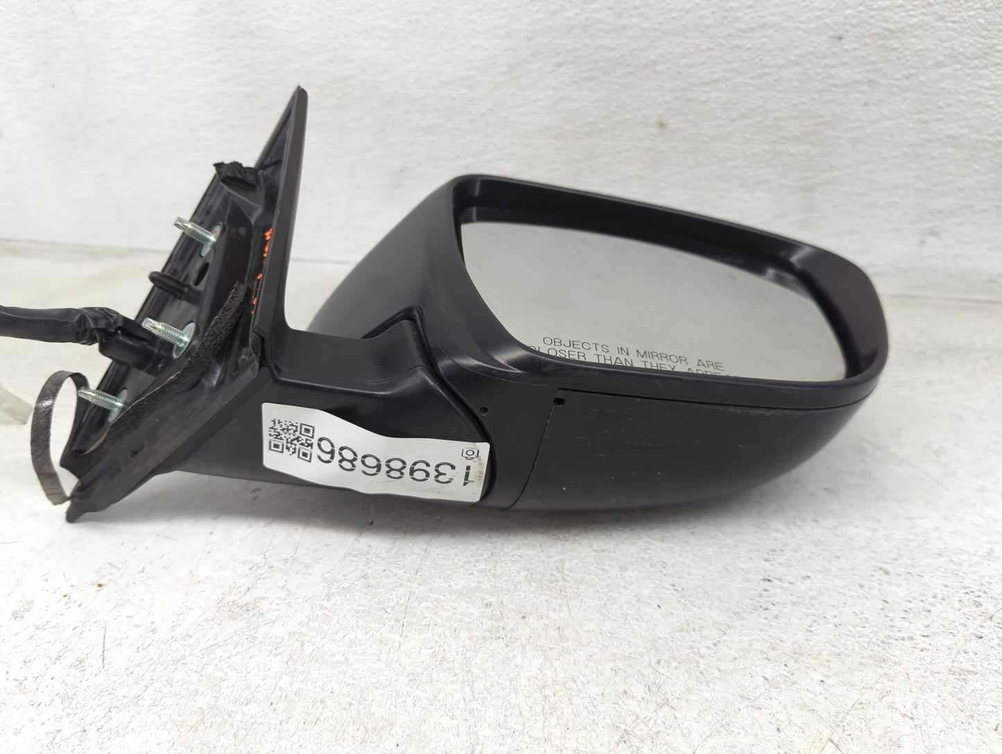 2017-2020 Nissan Rogue Passenger Side View Mirror - Right Door Mirror OEM Used - Oemusedautoparts1.com