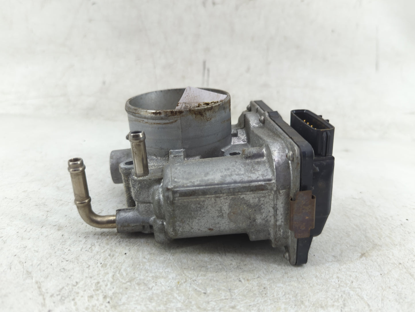 2014-2020 Nissan Rogue Throttle Body P/N:3TA60-01 Fits Fits 2013 2014 2015 2016 2017 2018 2019 2020 OEM Used Auto Parts - Oe