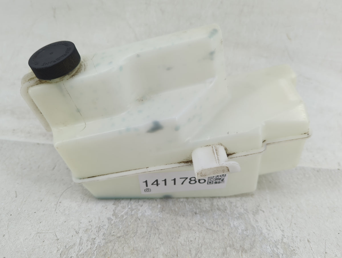 2017-2020 Nissan Rogue Radiator Coolant Overflow Expansion Tank Bottle - Oemusedautoparts1.com