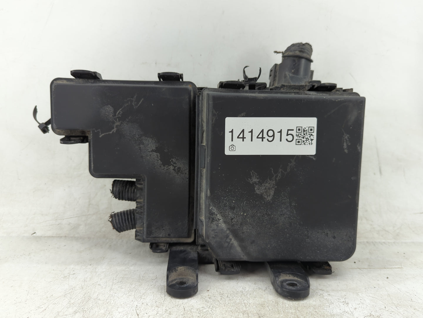 2017-2020 Nissan Rogue Fusebox Fuse Box Panel Relay Module P/N:284B7 5NA0B Fits Fits 2017 2018 2019 2020 OEM Used Auto Parts