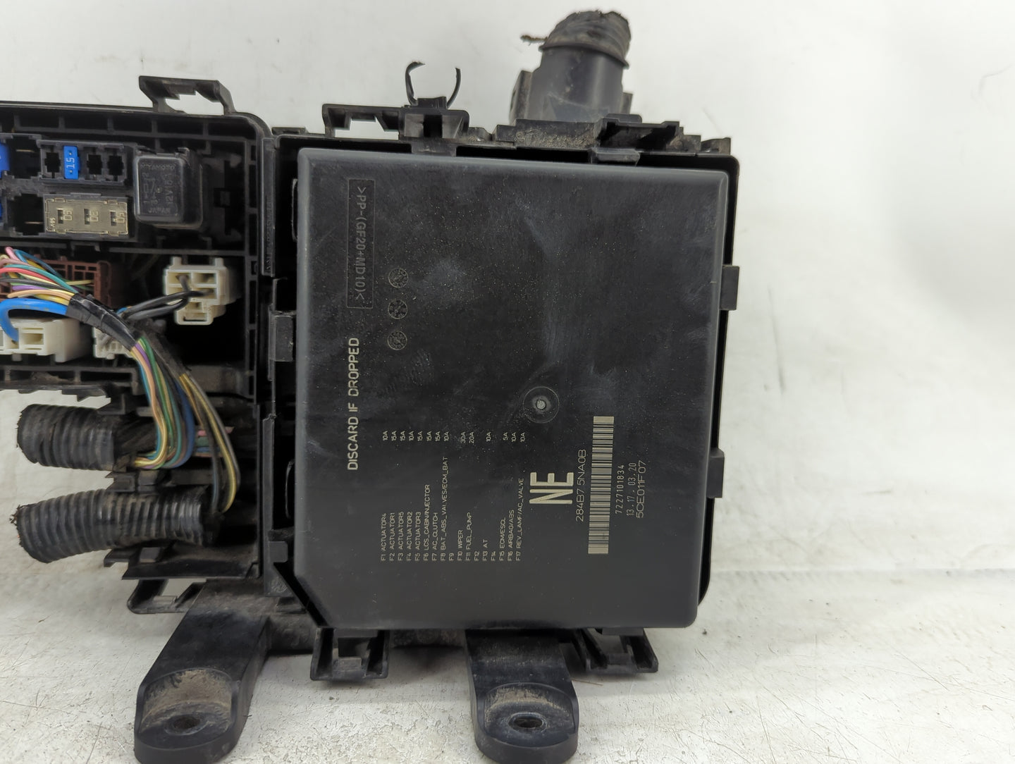 2017-2020 Nissan Rogue Fusebox Fuse Box Panel Relay Module P/N:284B7 5NA0B Fits Fits 2017 2018 2019 2020 OEM Used Auto Parts