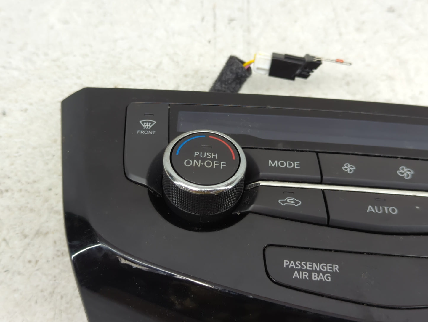 2017-2022 Nissan Rogue Climate Control Module Temperature AC/Heater Replacement P/N:27500 6MA0A Fits OEM Used Auto Parts - O