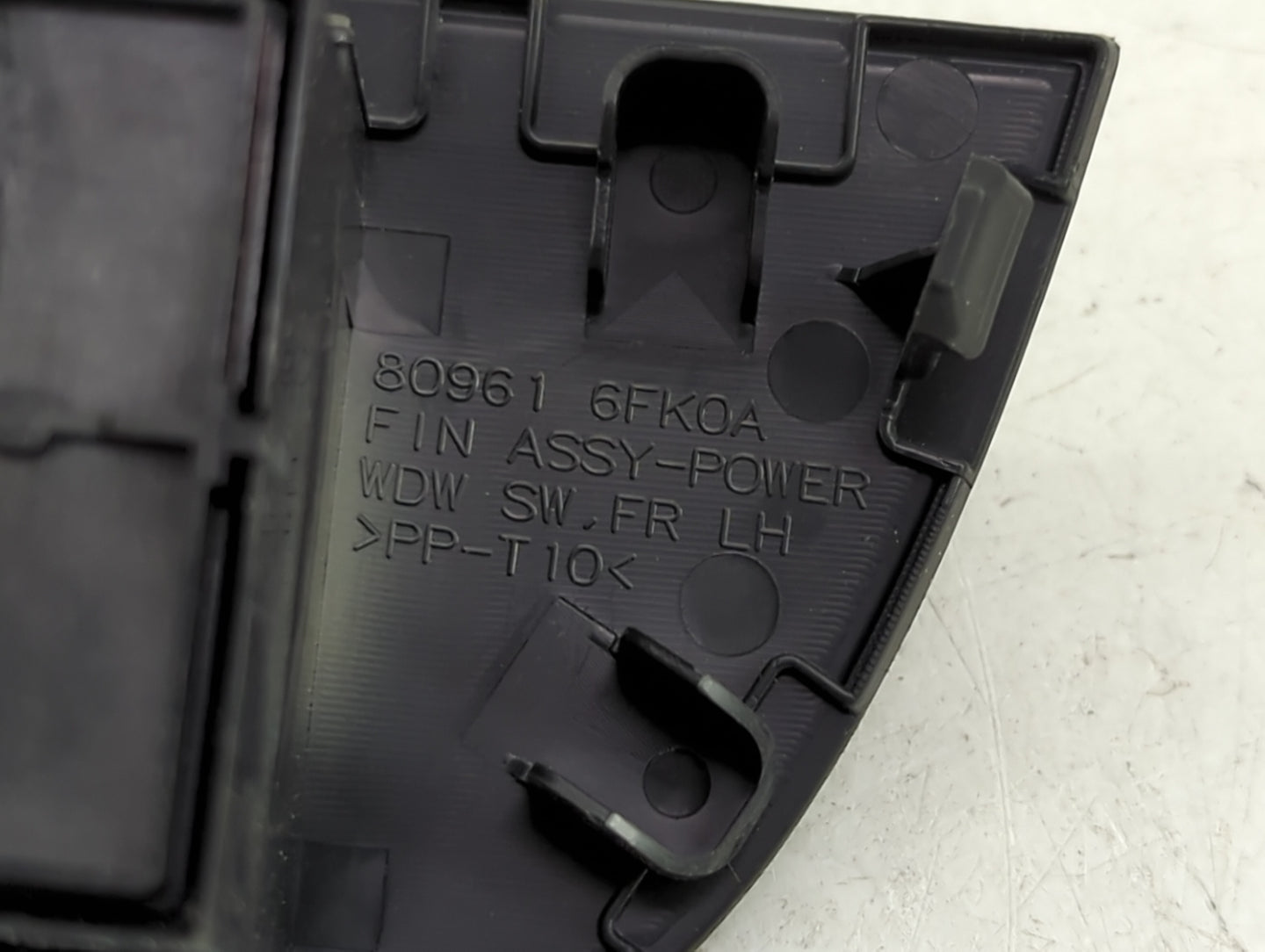 2016-2020 Nissan Rogue Master Power Window Switch Replacement Driver Side Left P/N:80961 6FK0A Fits OEM Used Auto Parts - Oe