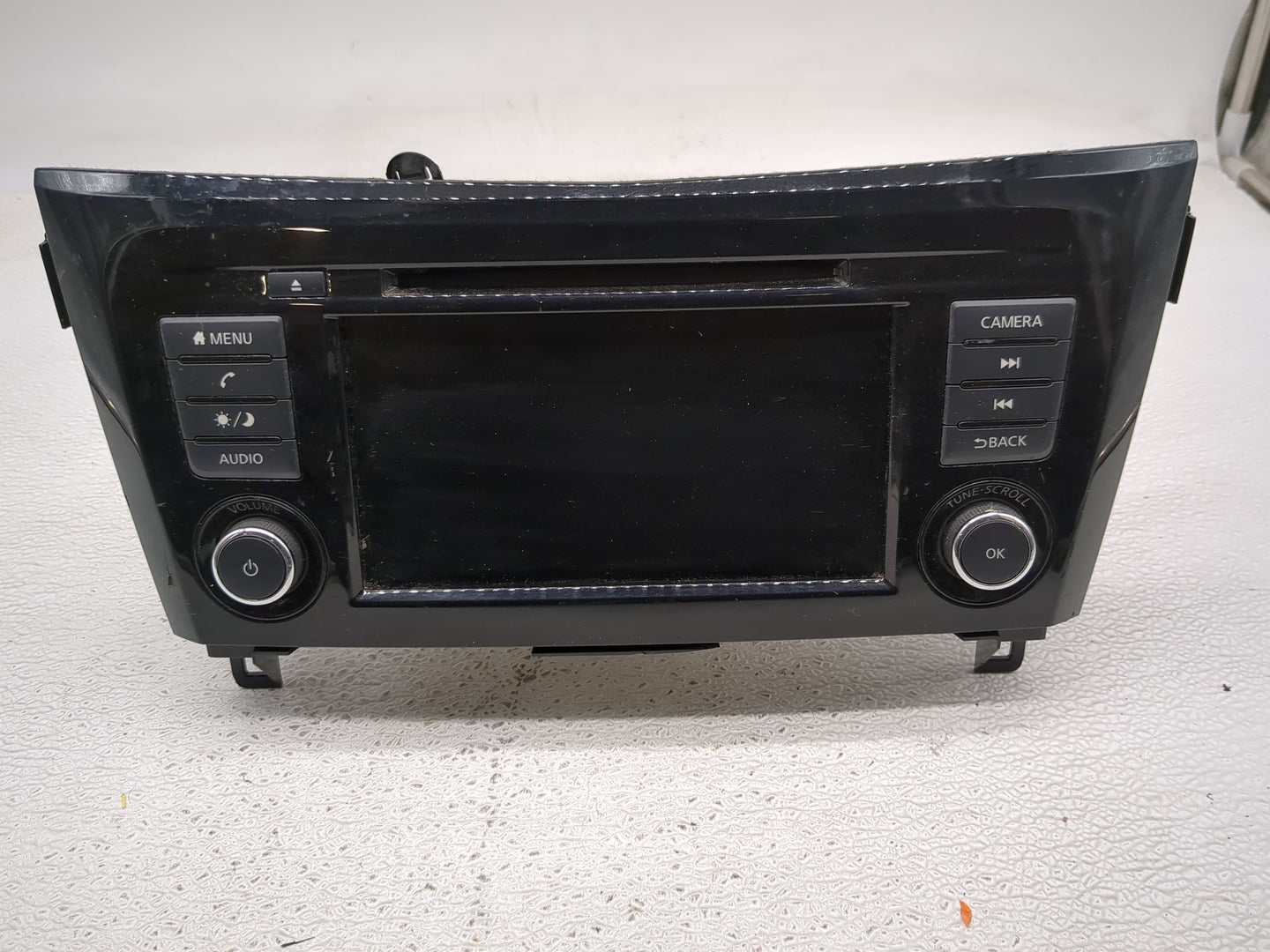 2018-2020 Nissan Rogue Radio AM FM Cd Player Receiver Replacement P/N:2591A8FM0C Fits Fits 2018 2019 2020 OEM Used Auto Part