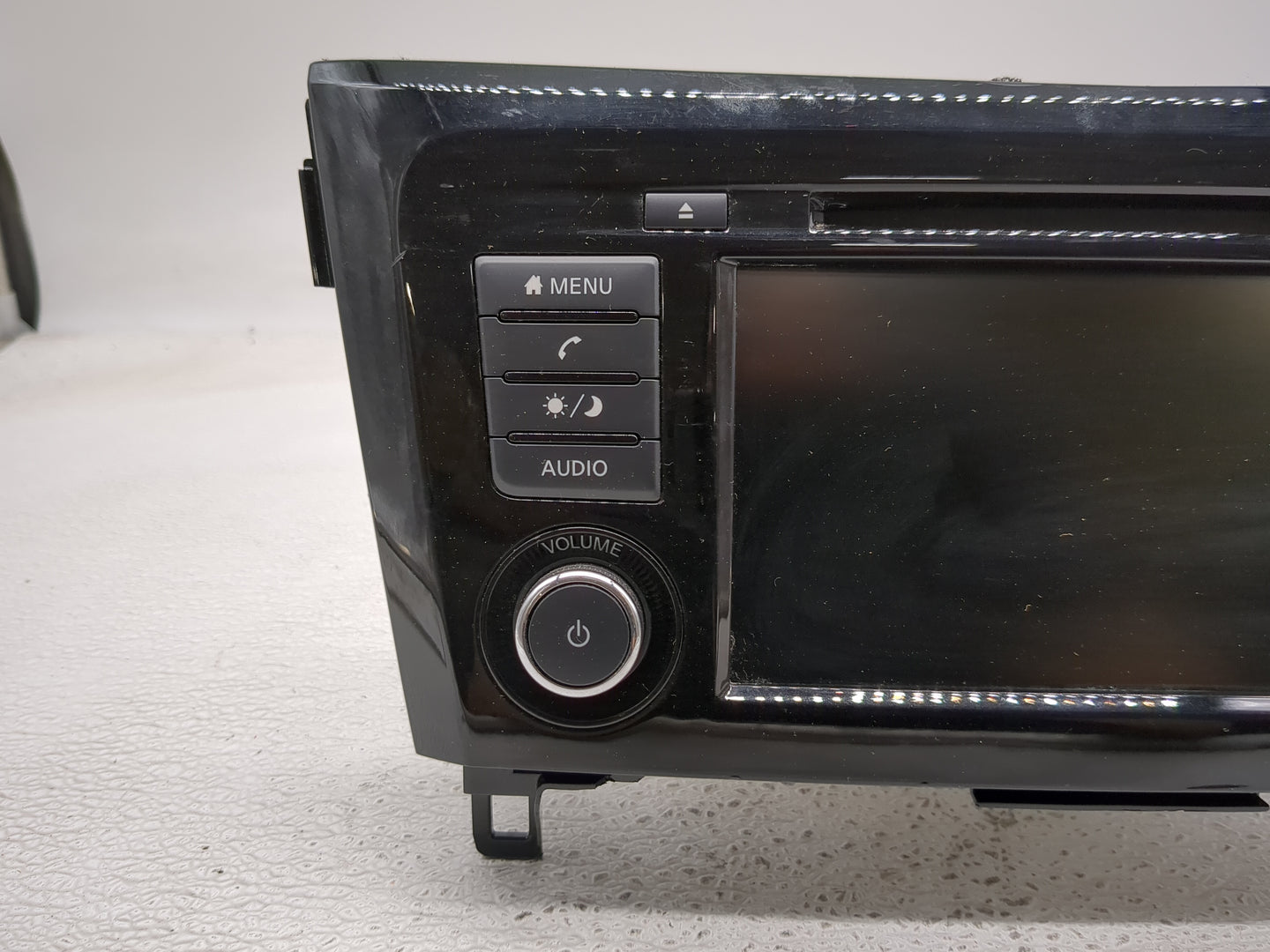 2018-2022 Nissan Rogue Radio AM FM Cd Player Receiver Replacement P/N:2591A8FM0C Fits Fits 2018 2019 2020 2021 2022 OEM Used