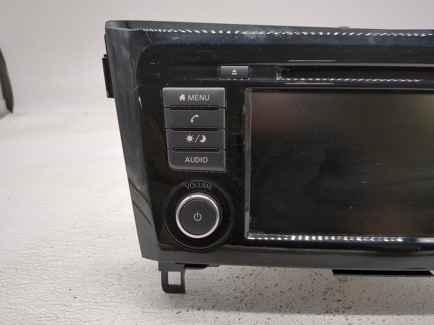 2018-2022 Nissan Rogue Radio AM FM Cd Player Receiver Replacement P/N:2591A8FM0C Fits Fits 2018 2019 2020 2021 2022 OEM Used