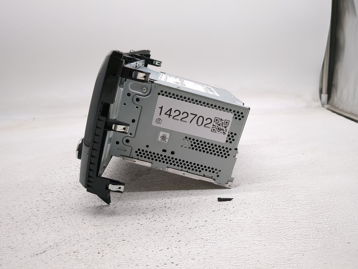 2018-2022 Nissan Rogue Radio AM FM Cd Player Receiver Replacement P/N:2591A8FM0C Fits Fits 2018 2019 2020 2021 2022 OEM Used