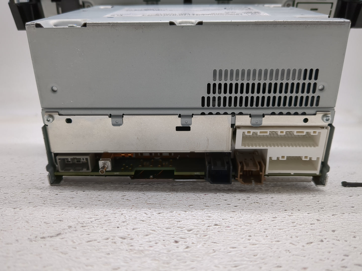 2018-2022 Nissan Rogue Radio AM FM Cd Player Receiver Replacement P/N:2591A8FM0C Fits Fits 2018 2019 2020 2021 2022 OEM Used