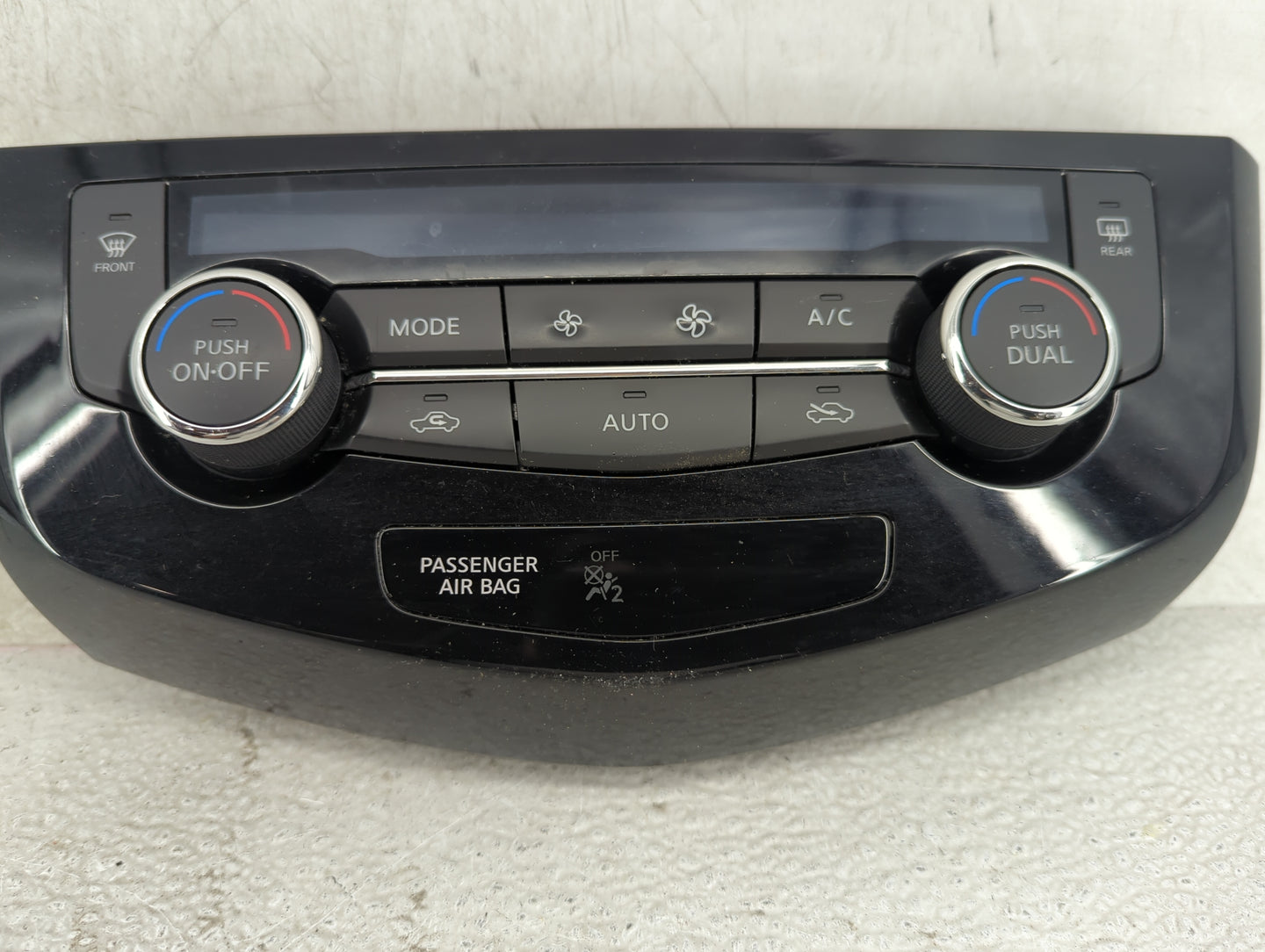 2017-2020 Nissan Rogue Climate Control Module Temperature AC/Heater Replacement P/N:27500 7FE0A Fits Fits 2017 2018 2019 202