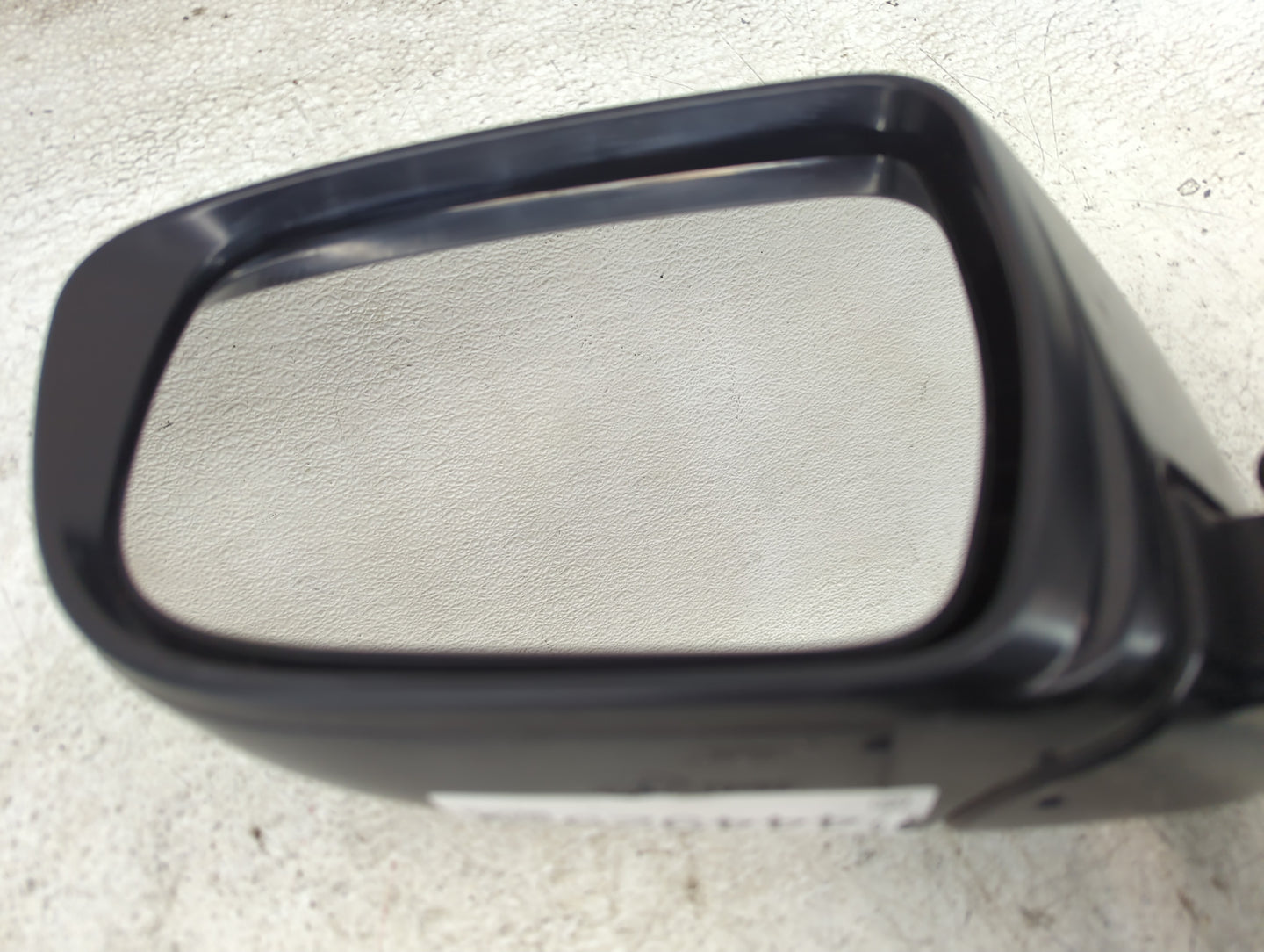 2017-2020 Nissan Rogue Driver Side View Mirror - Left Door Mirror OEM Used - Oemusedautoparts1.com