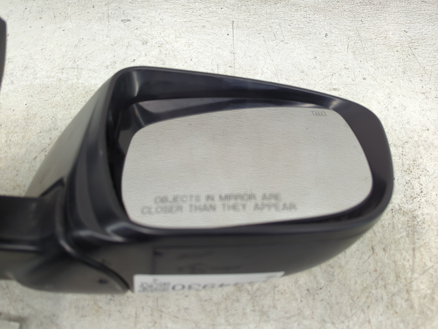 2017-2020 Nissan Rogue Passenger Side View Mirror - Right Door Mirror OEM Used - Oemusedautoparts1.com