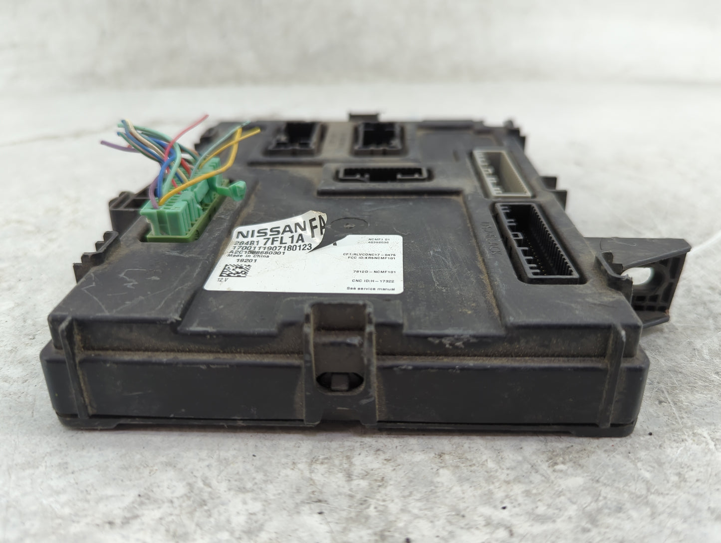 2019-2020 Nissan Rogue Body Control Module Bcm Inner Cabin Fuse Box - Oemusedautoparts1.com